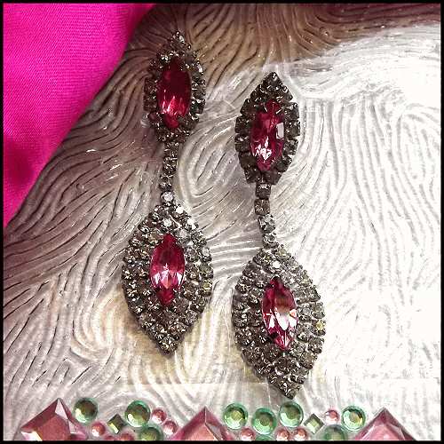 1950s Art Deco Pierced Earrings Pink Crystal Diamond Chandeliers