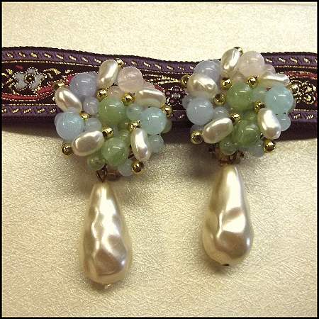 1960s Vintage Clip Earrings Freshwater Pearls w Rice Pearls 