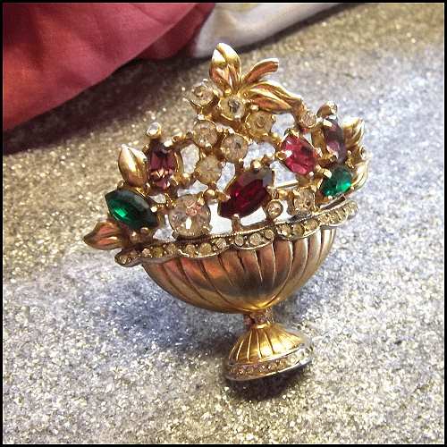 1947 CORO Flower Basket Vintage Brooch 22kt GP Gold Book Piece