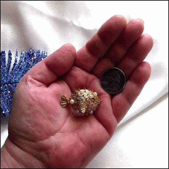 1960s Vintage Gold Porcupine Puffer Fish Pearl Brooch Signed NAPIER 