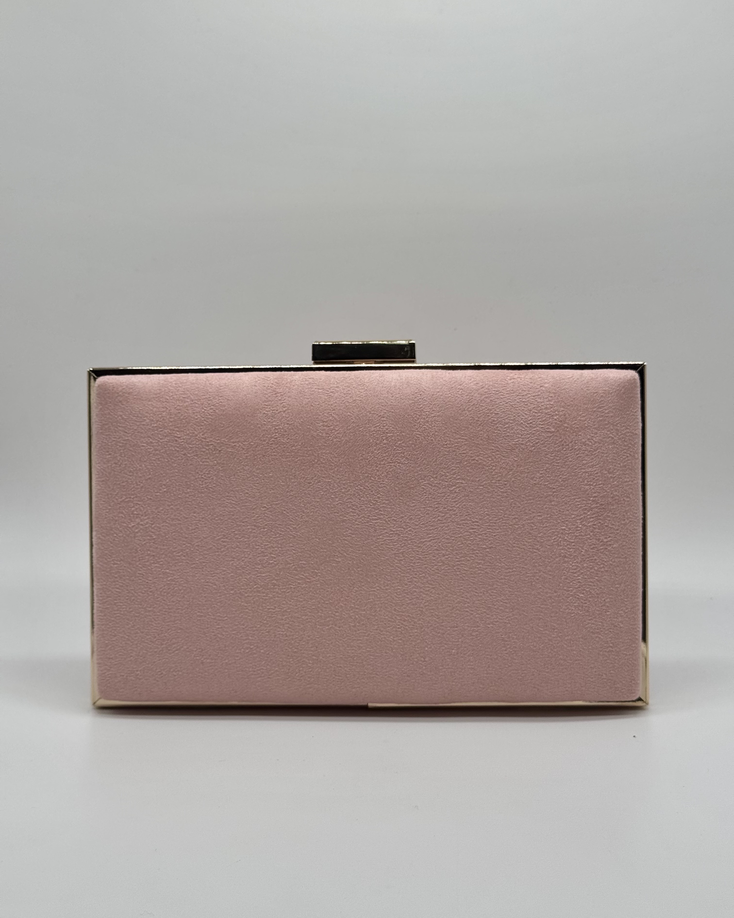 BOLSO DE MANO ANTE CON BORDES METÁLICOS 