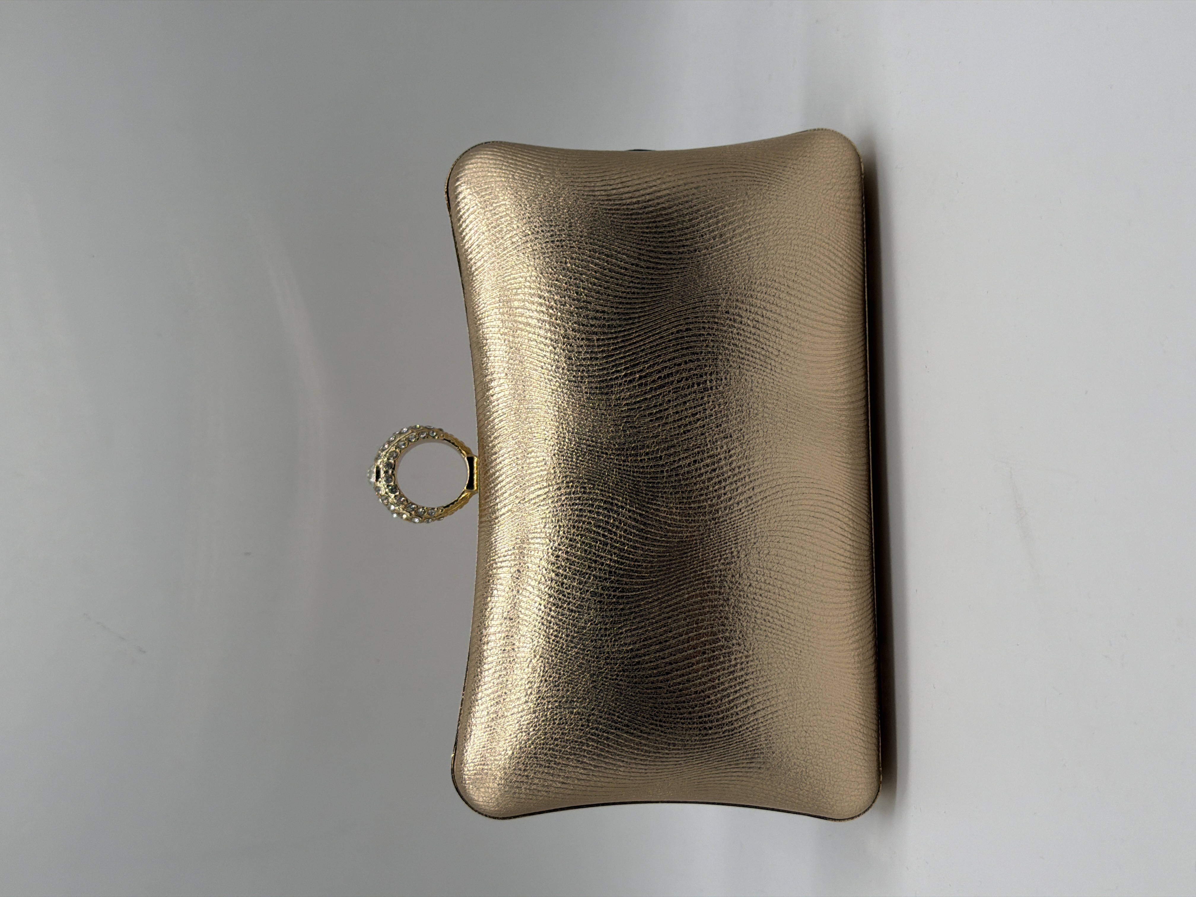 BOLSO DE MANO AGARRE ANILLO 