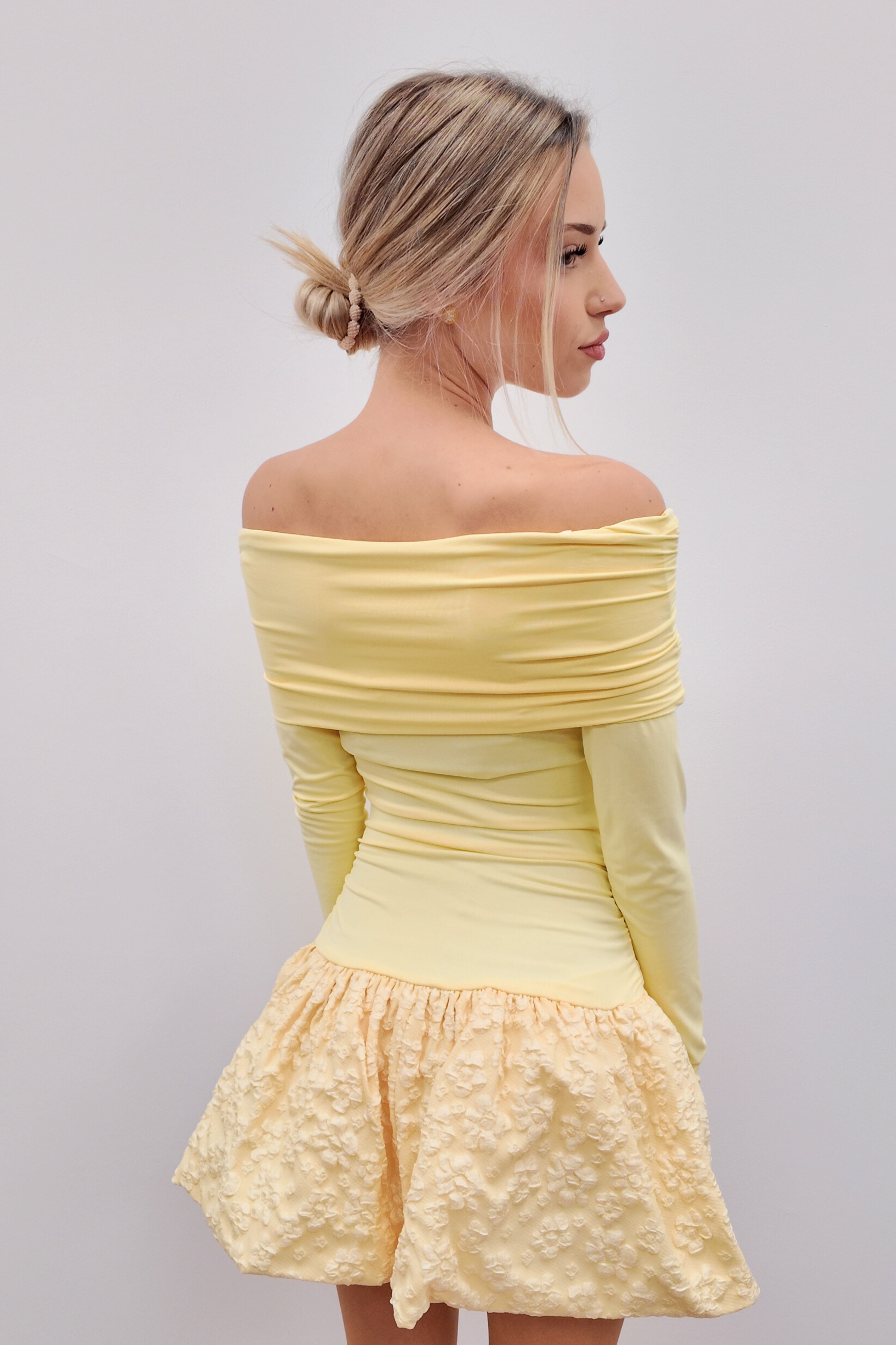 VESTIDO CON PANTALÓN CORTO 