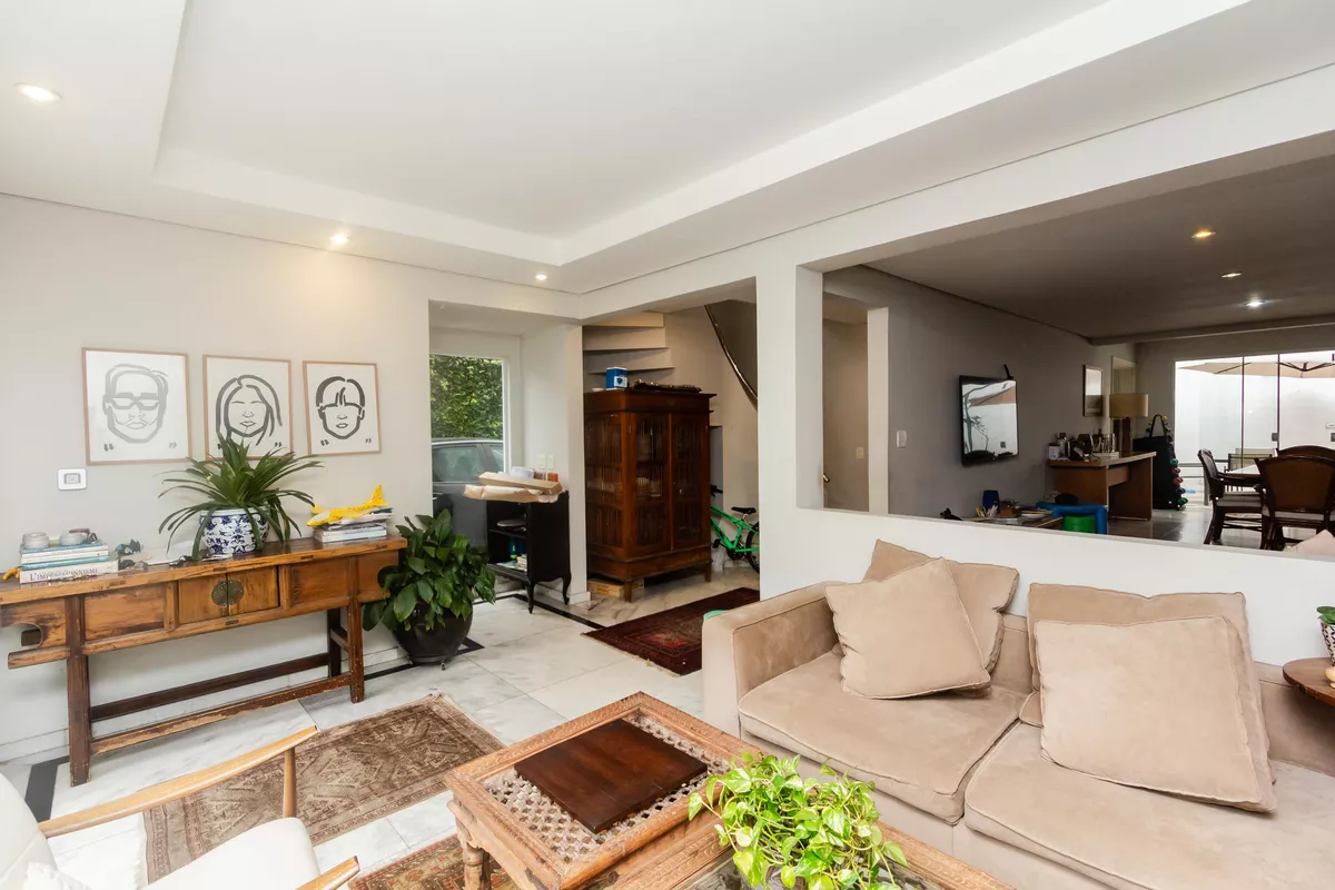 Itaim | Casa | 3 suites | Cod: 2503.