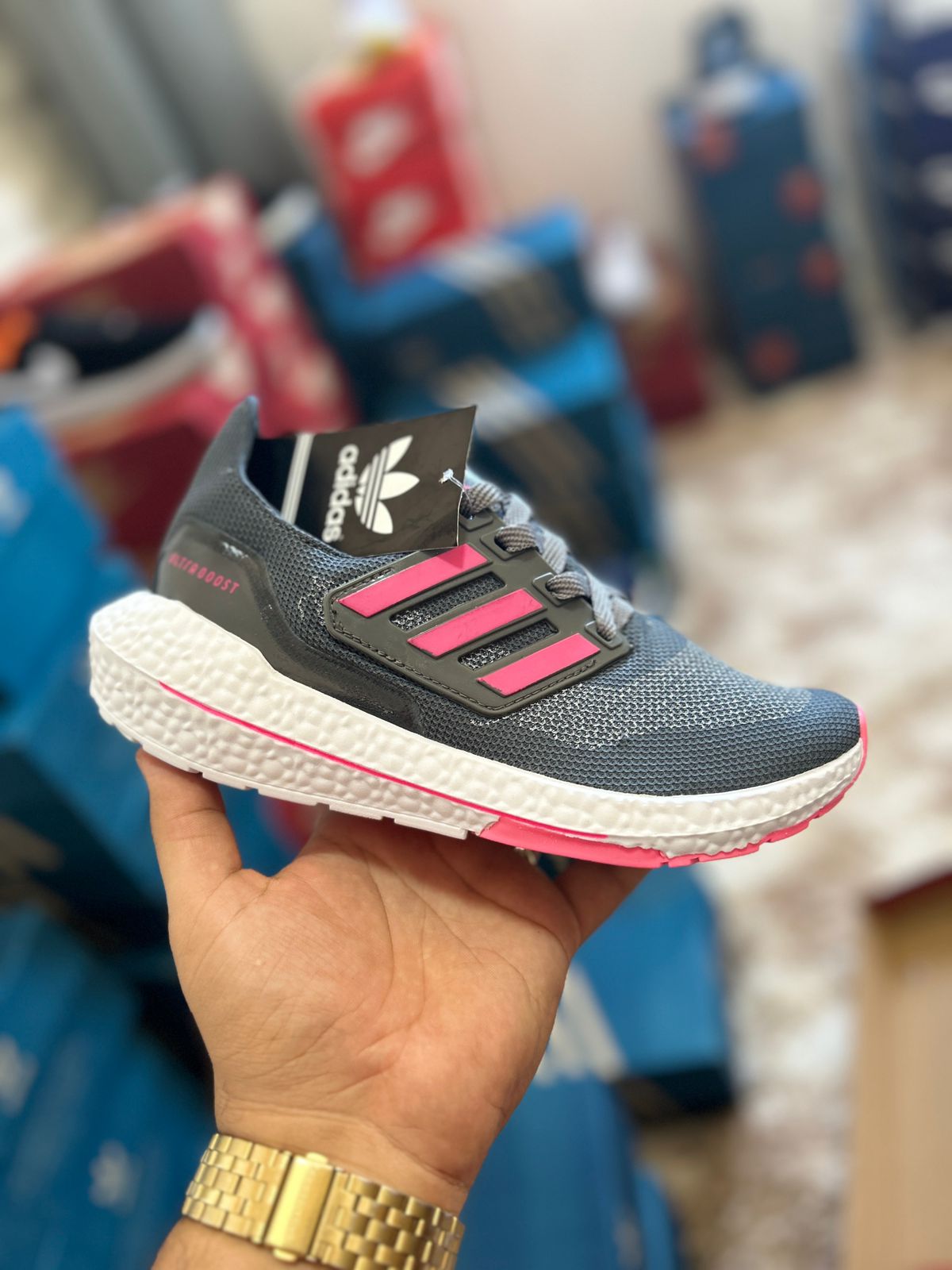 Tênis Adidas Ultra Boost