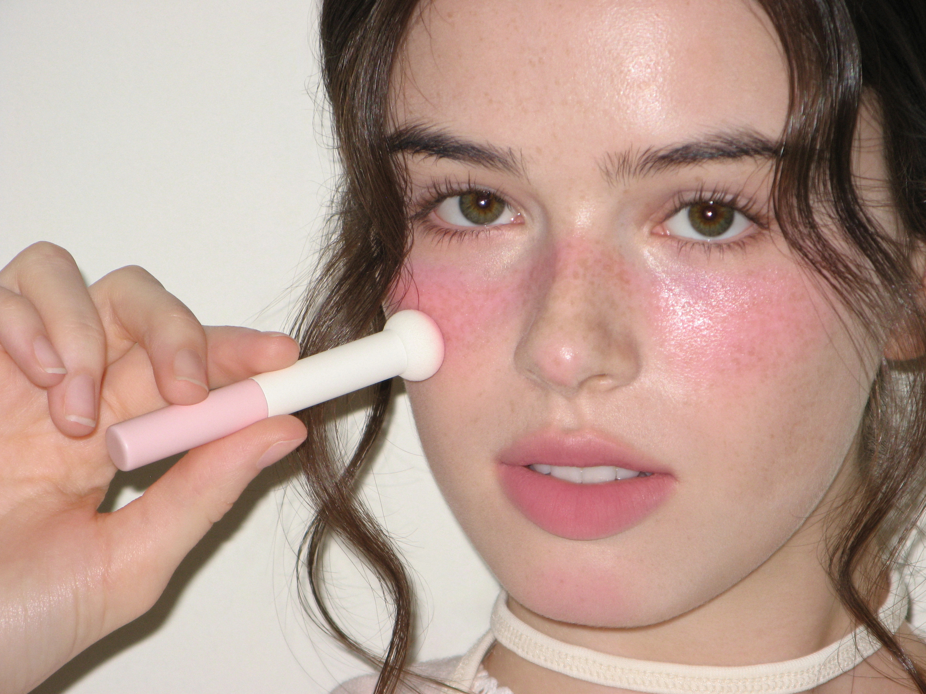 Marshmallow Puff Brush