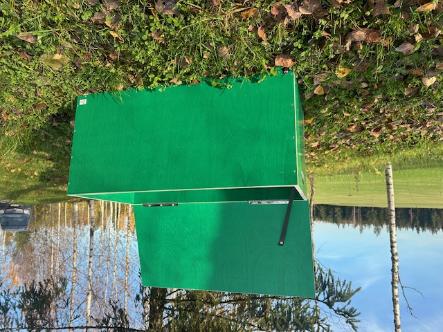 Vihreä säilytyslaatikko, puutarhalaatikko (ulos taikka sisään)