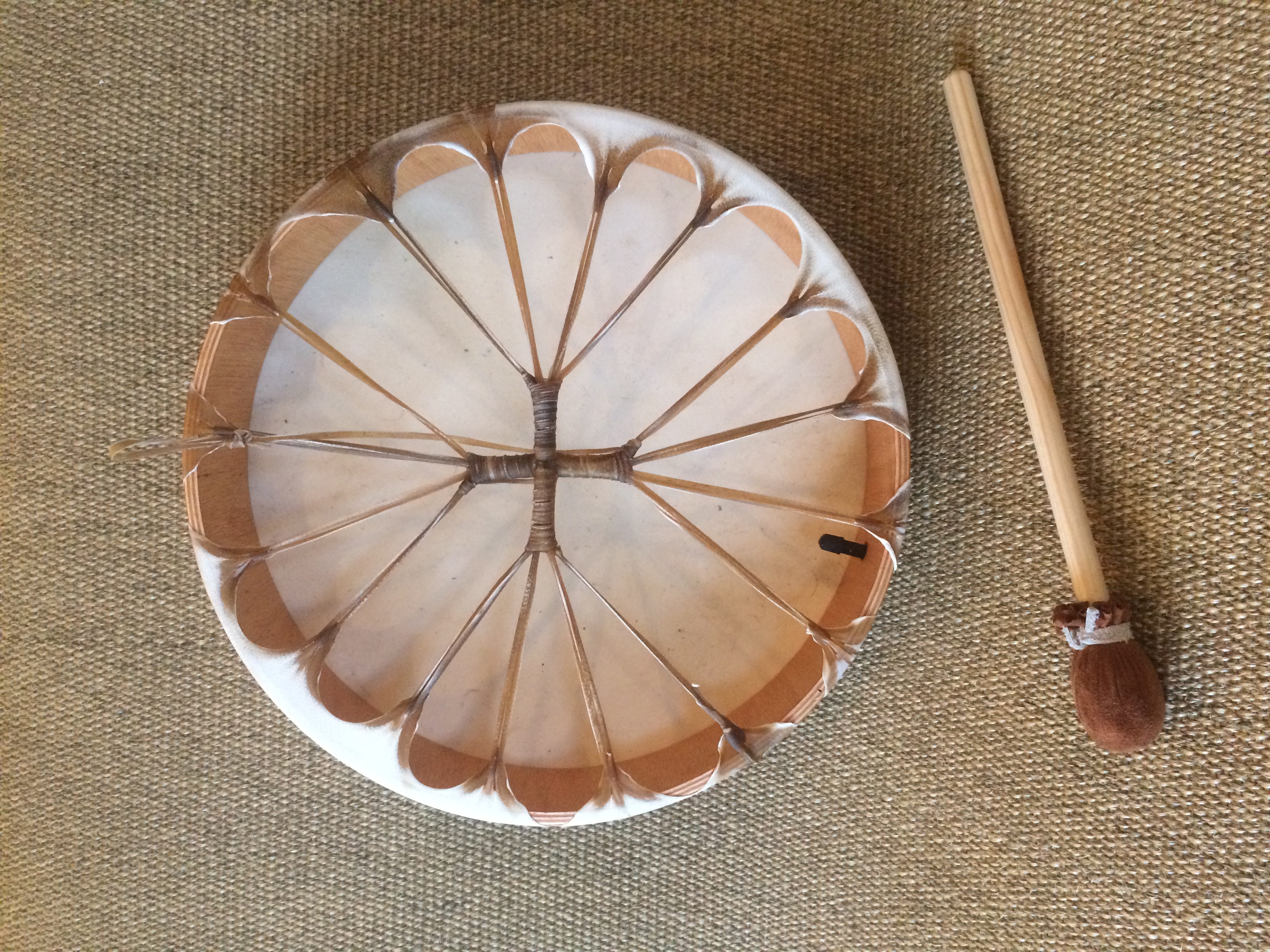 tambor chamánico con tensor