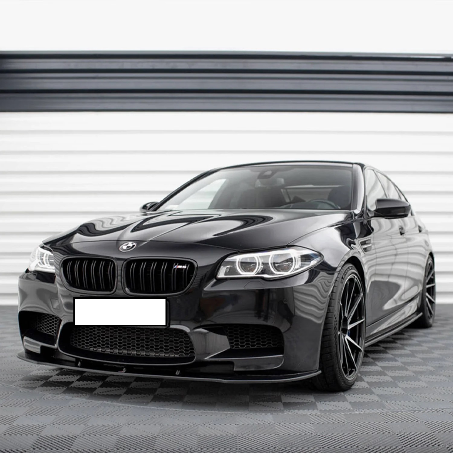 Priekinio bamperio "lūpa" (Maxton stilius) BMW 5 F-10, F-11 (2011-2018)