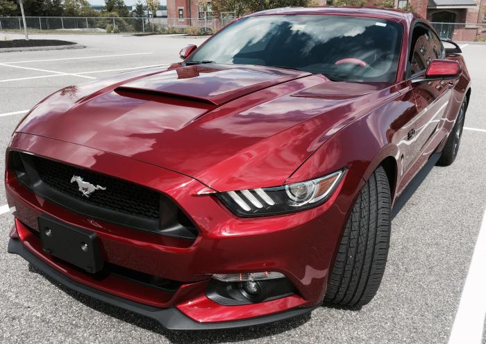 Priekinio variklio dangčio ("kapoto") ortakis FORD MUSTANG (2015-2017)