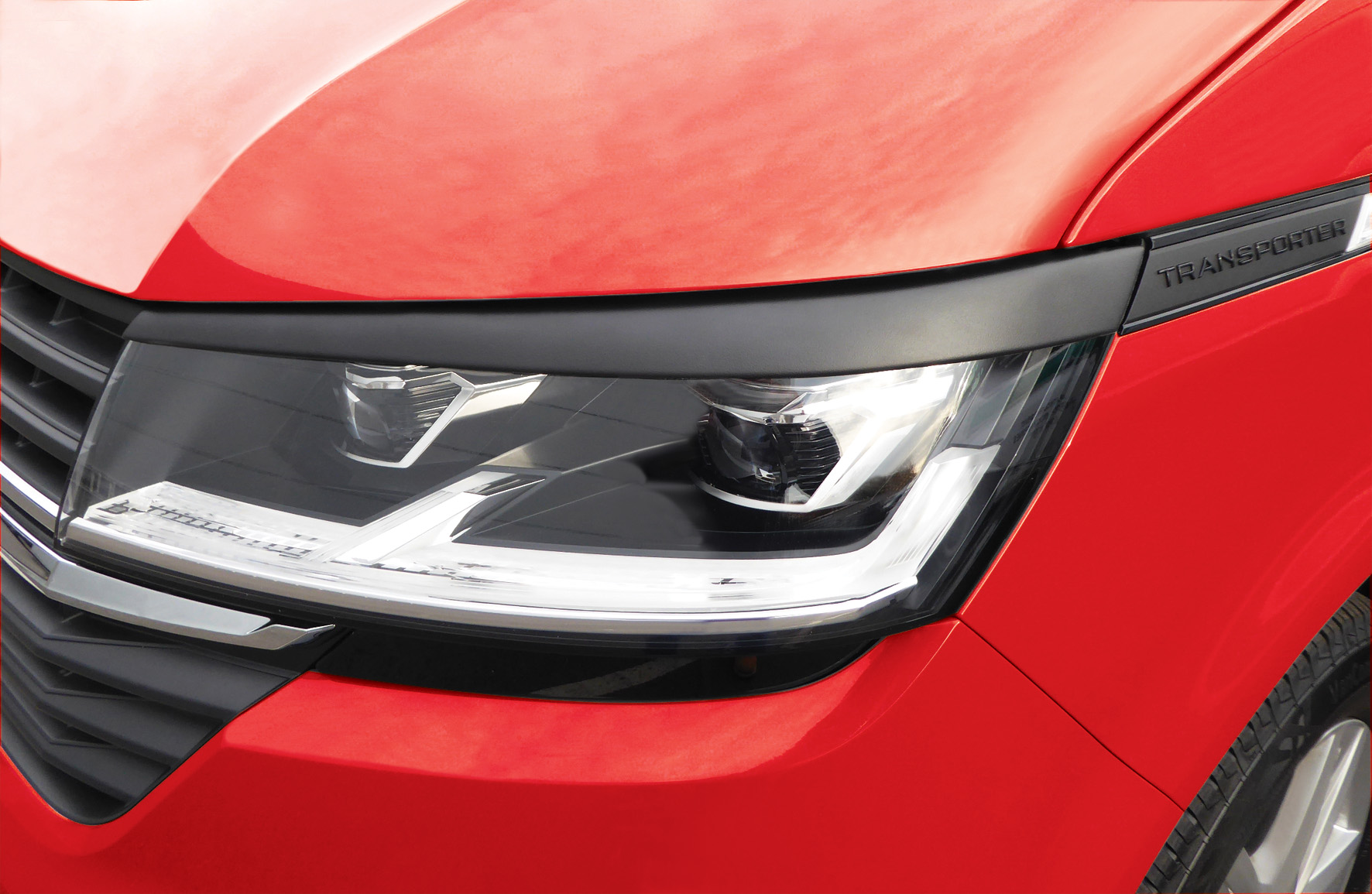 Priekinių žibintų uždengimai (komplektas) VOLKSWAGEN T-6 (2016-2019)