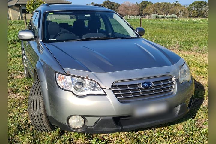 Priekinio bamperio tempimo angos dangtelis SUBARU OUTBACK (EU) (2005-2009)