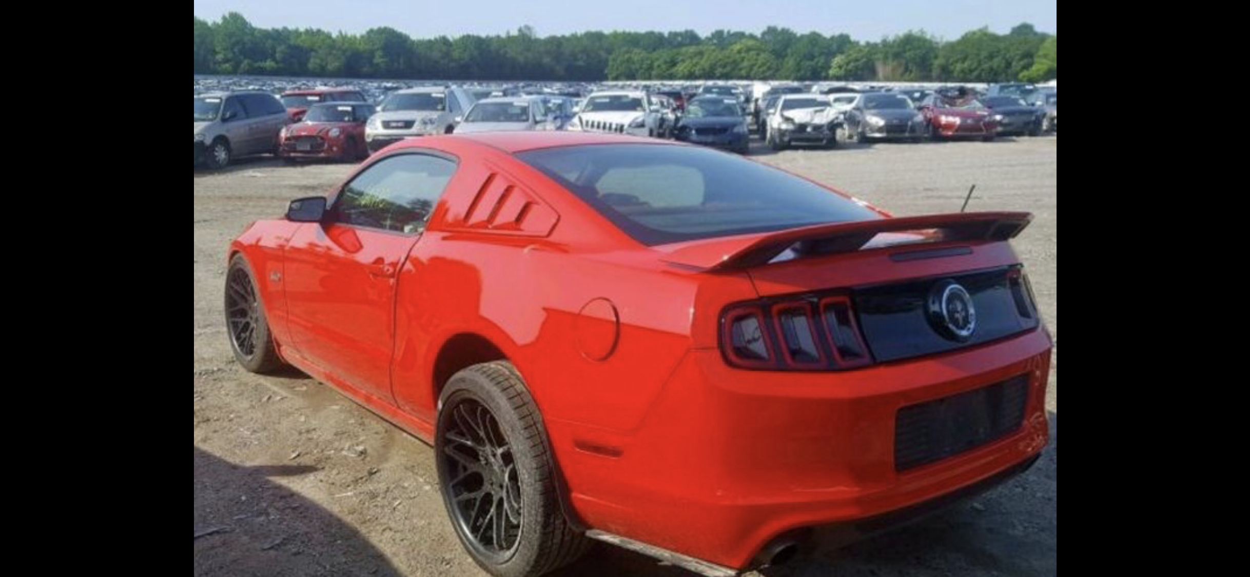 Šoninių langų uždengimai (platūs, atviri) FORD MUSTANG (2010-2012)