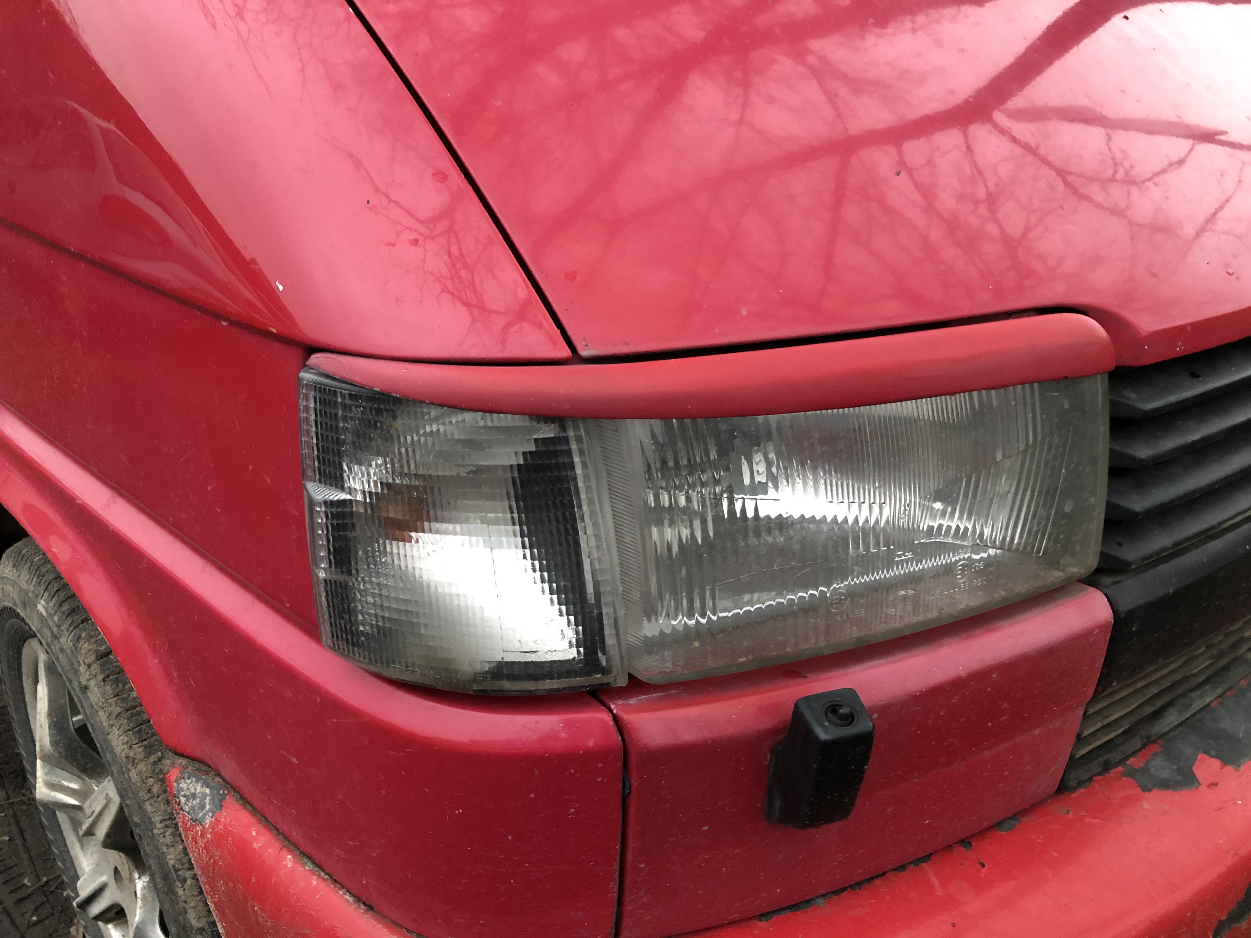 Priekinių žibintų uždengimai (komplektas) VOLKSWAGEN T-4 (1990-1996)