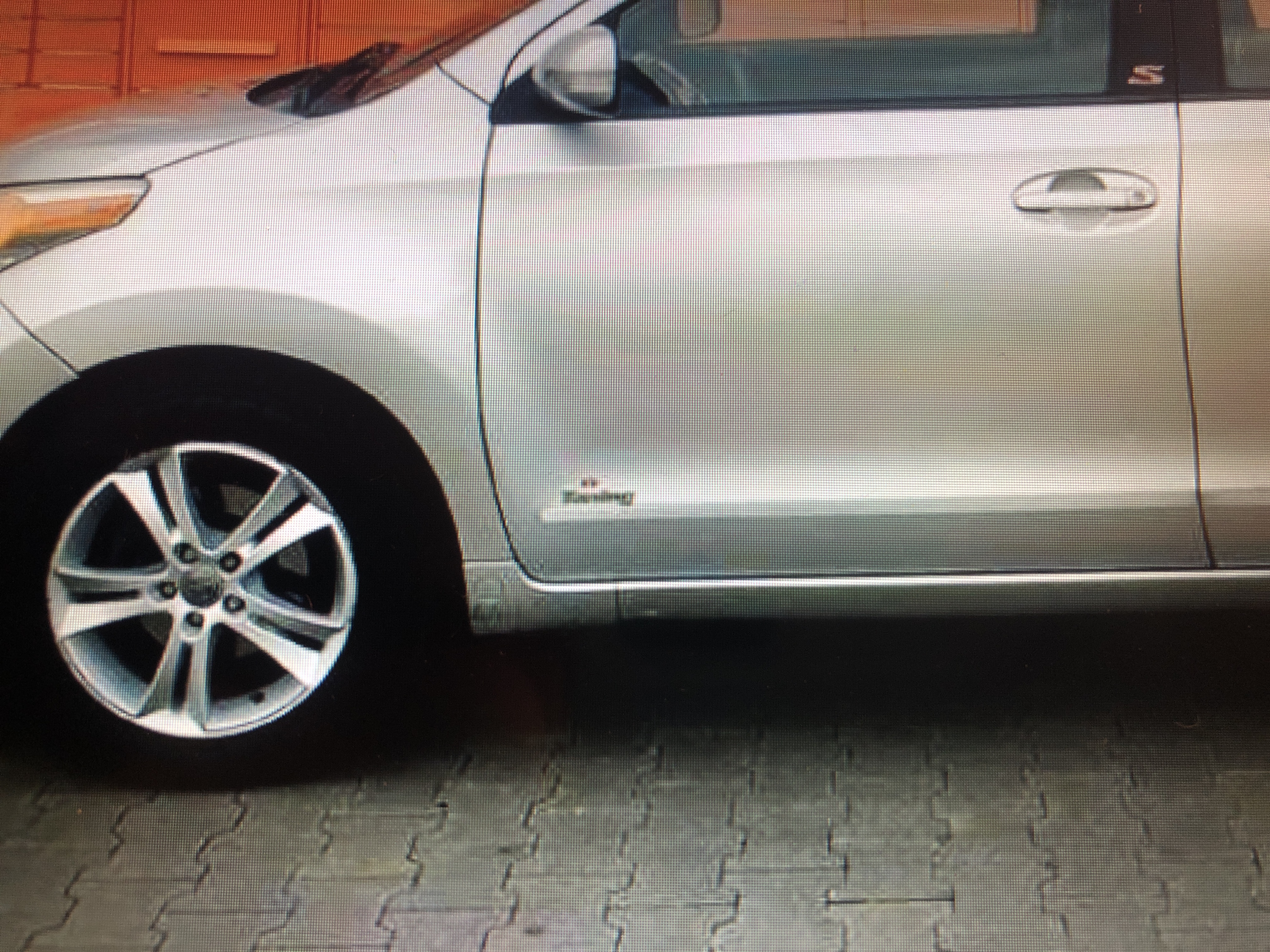 Slenksčių užbaigimas TOYOTA URBAN CRUISER (2008-2014)