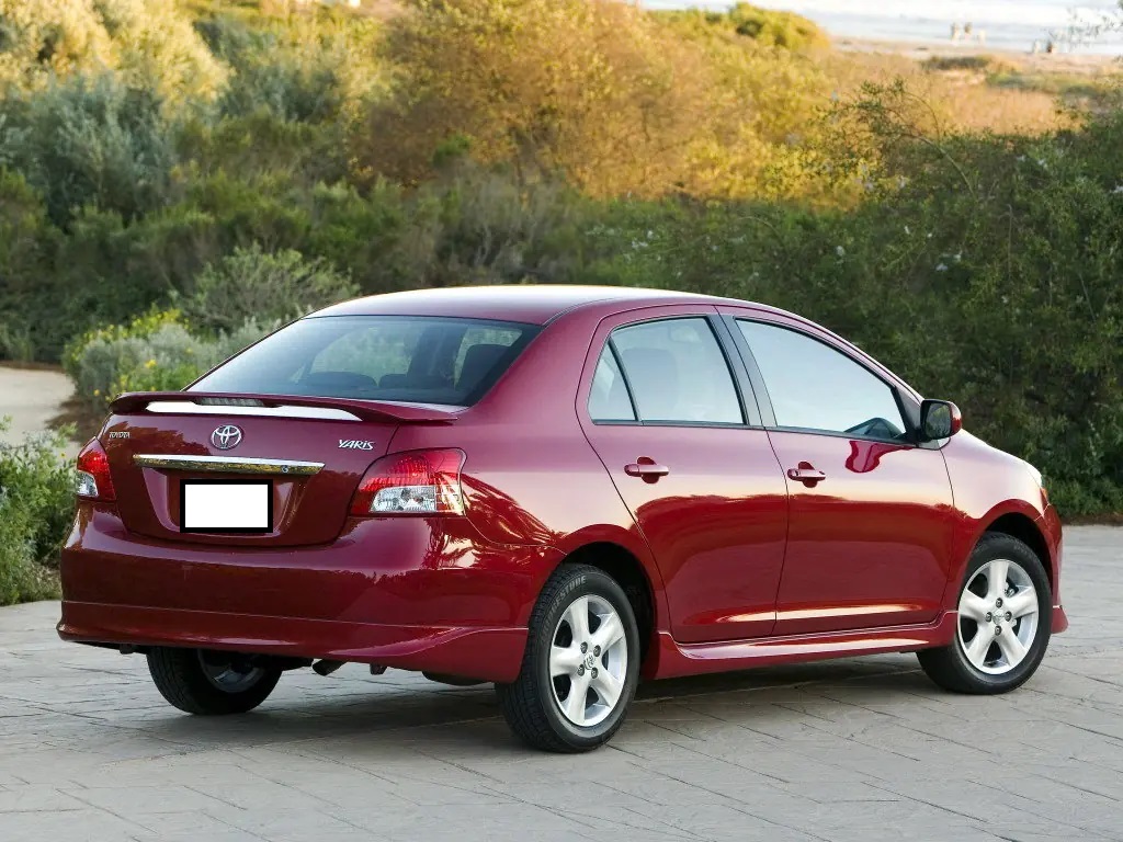 Slenkstis (1 vnt.) TOYOTA YARIS (2005-2010)