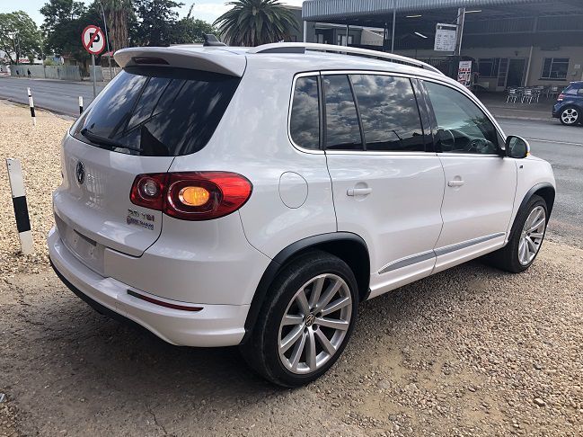 Galinio bamperio apdaila VOLKSWAGEN TIGUAN (R-LINE) (2009-2017)