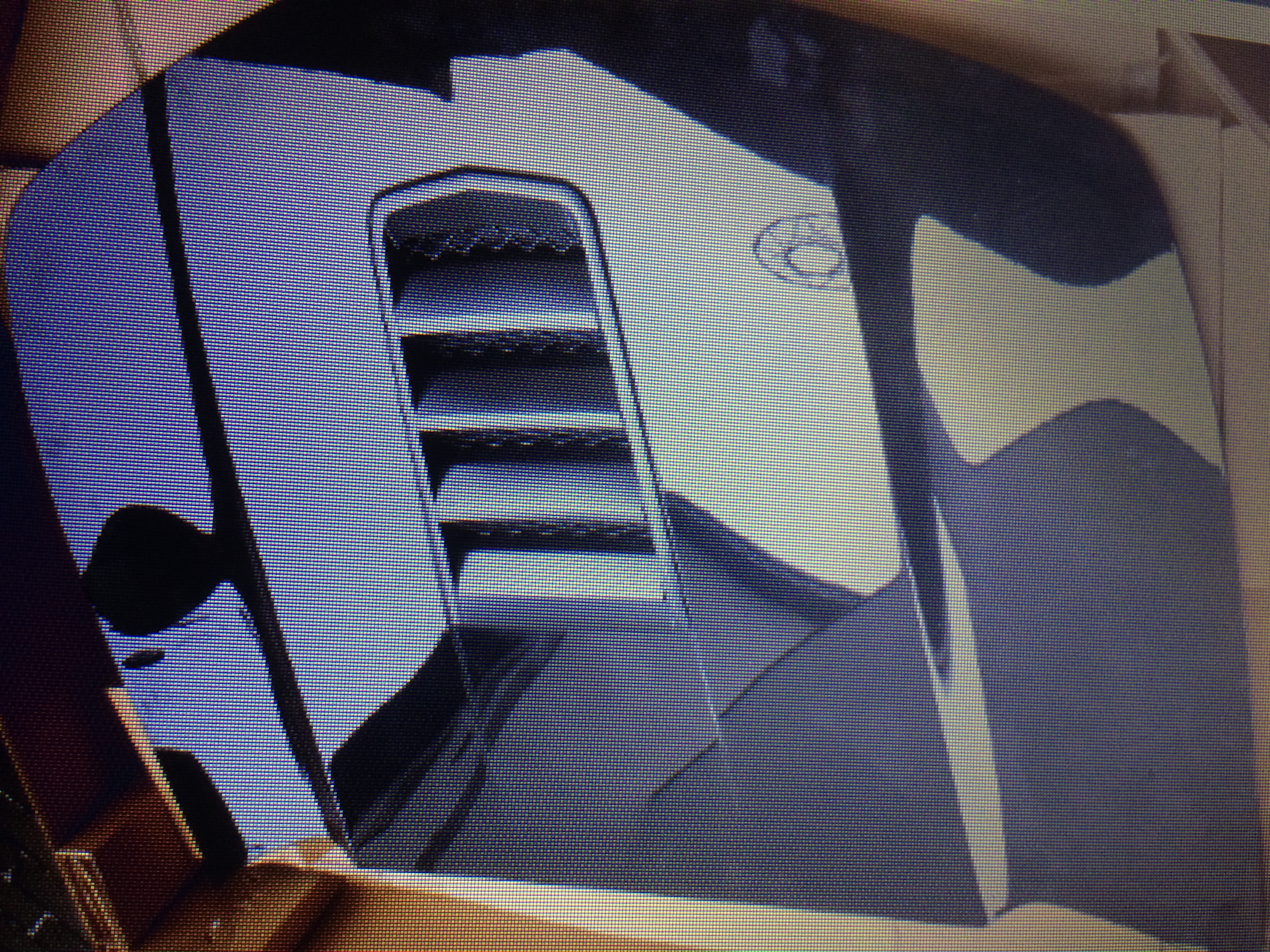 Priekinio variklio dangčio ("kapoto") įleidžiamos grotos CHEVROLET CAMARO (2014-2015)