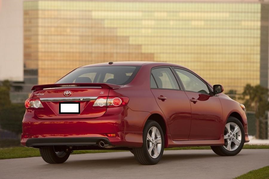 Galinio bamperio kampas TOYOTA COROLLA (2011-2014)