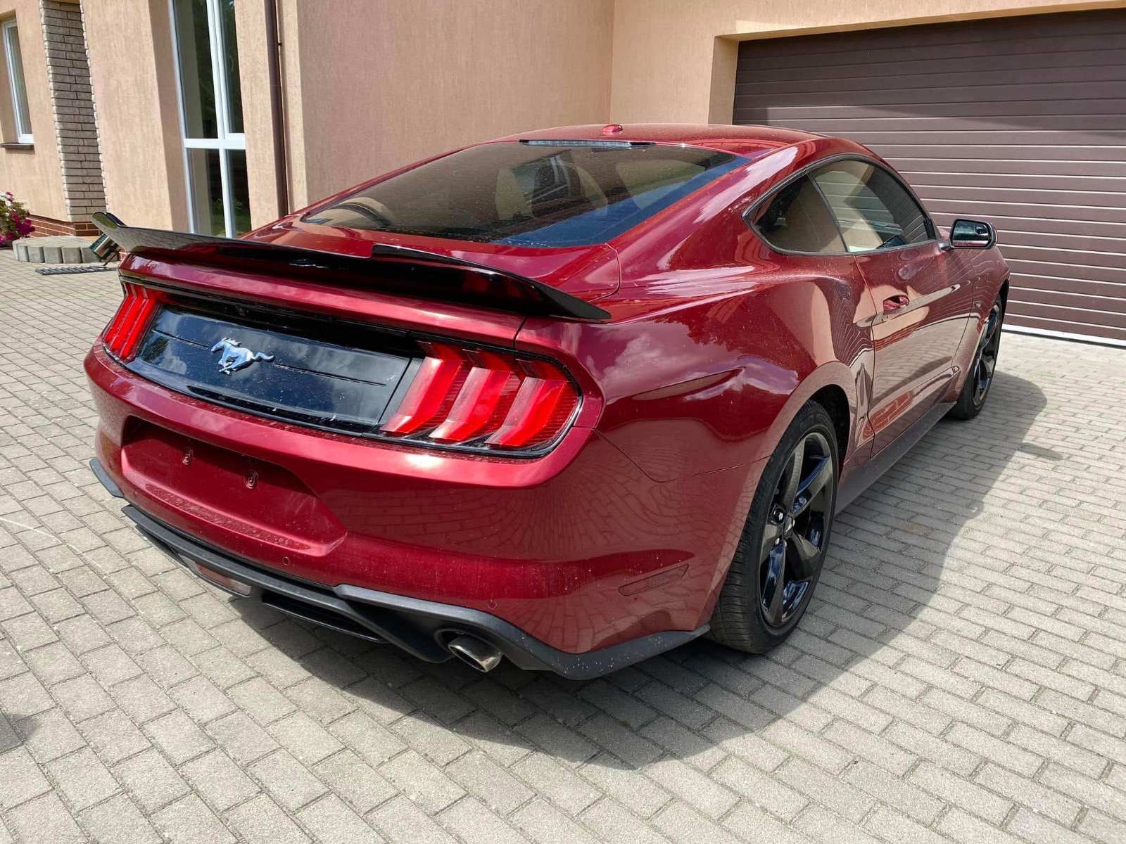 Galinio dangčio spoileris FORD MUSTANG (2015-2017)