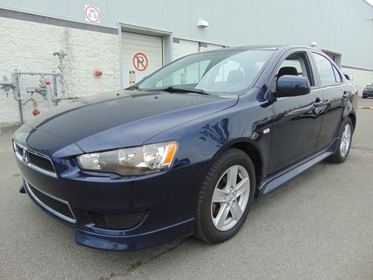 Priekinio bamperio kampas MITSUBISHI LANCER (2008-2016)