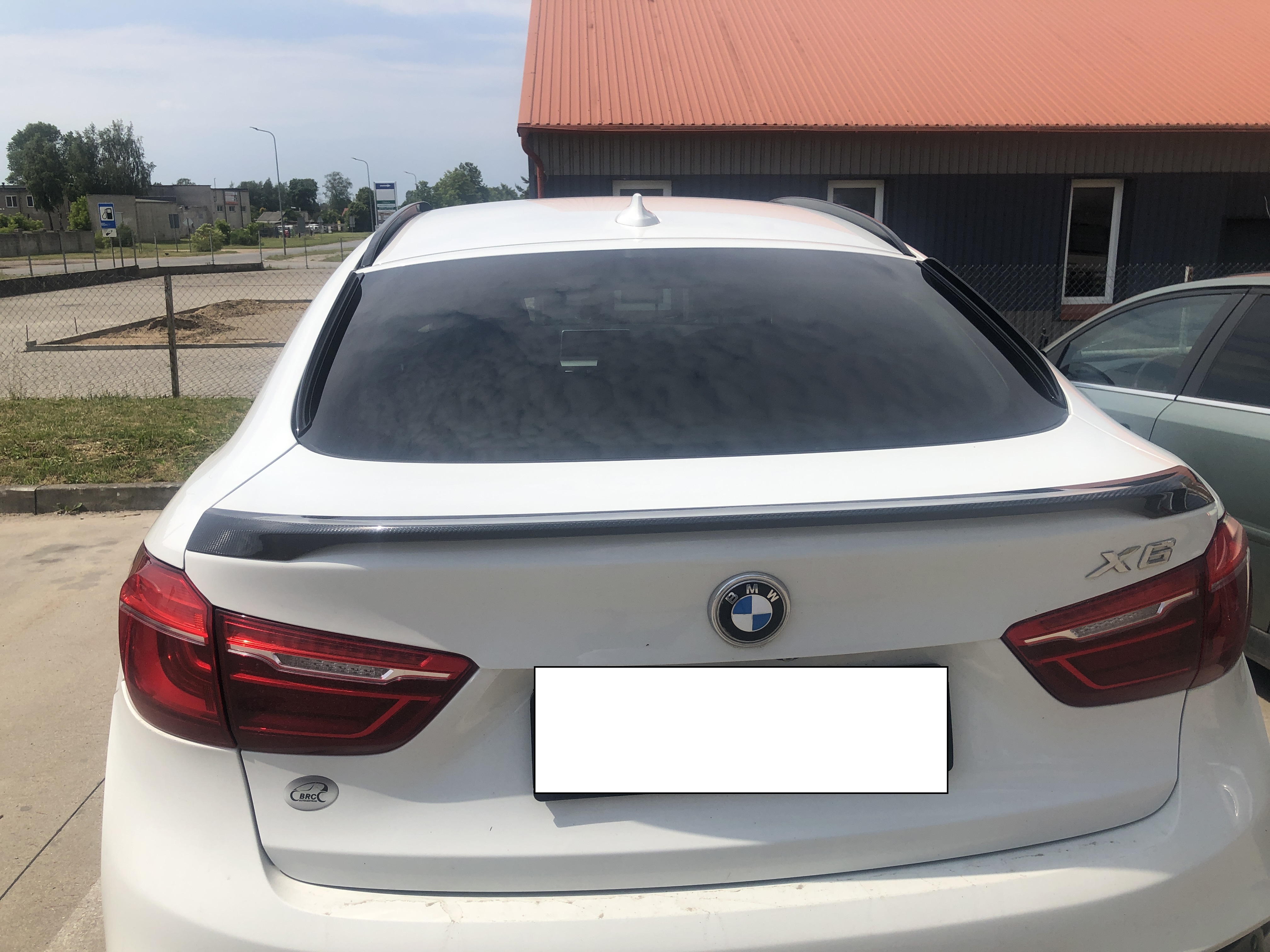 Galinio stiklo šoniniai uždengimai (2 vnt.) BMW X6 F-16 (2014-2019)