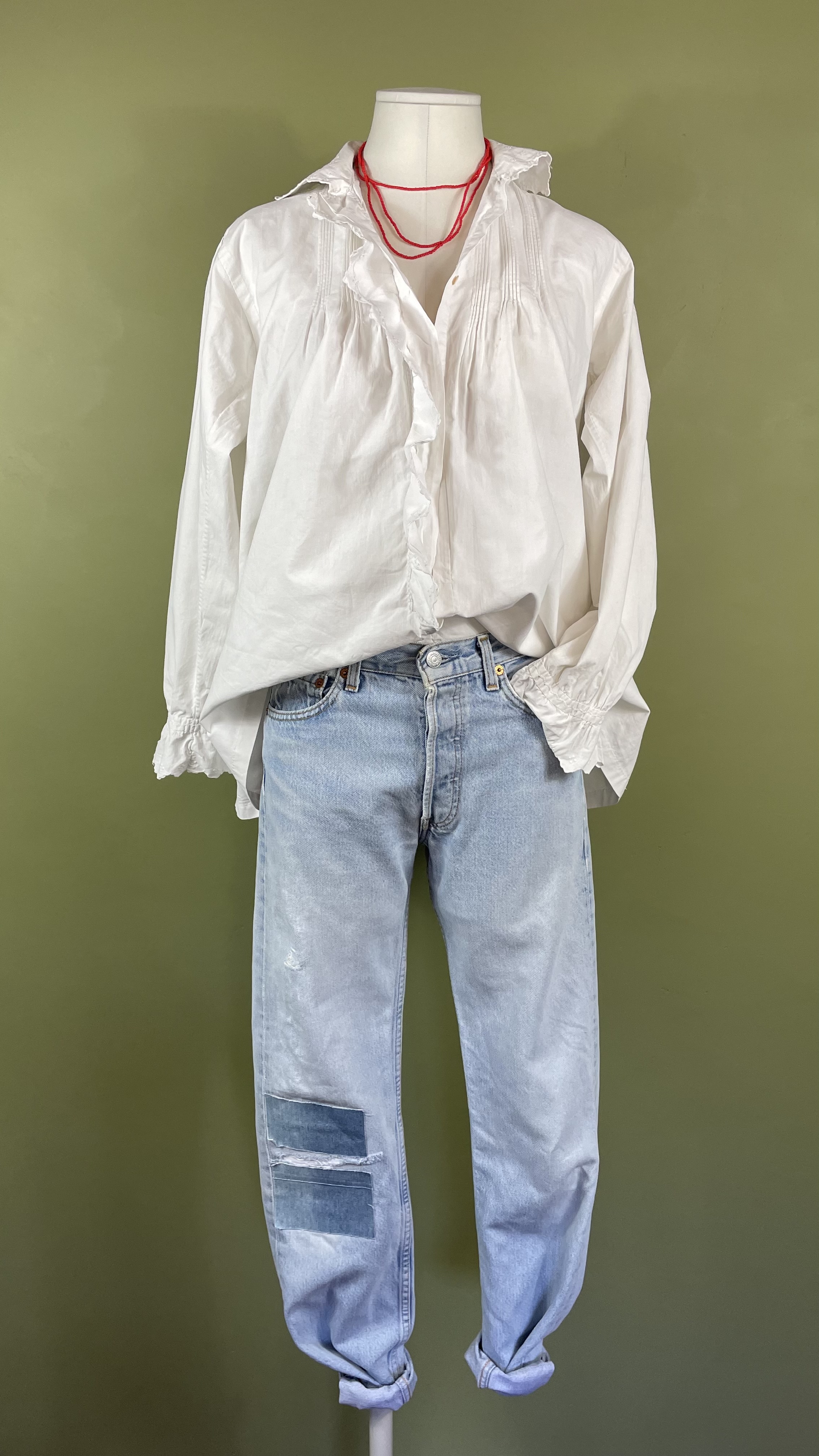 The Antique Blouse  - xs . m -