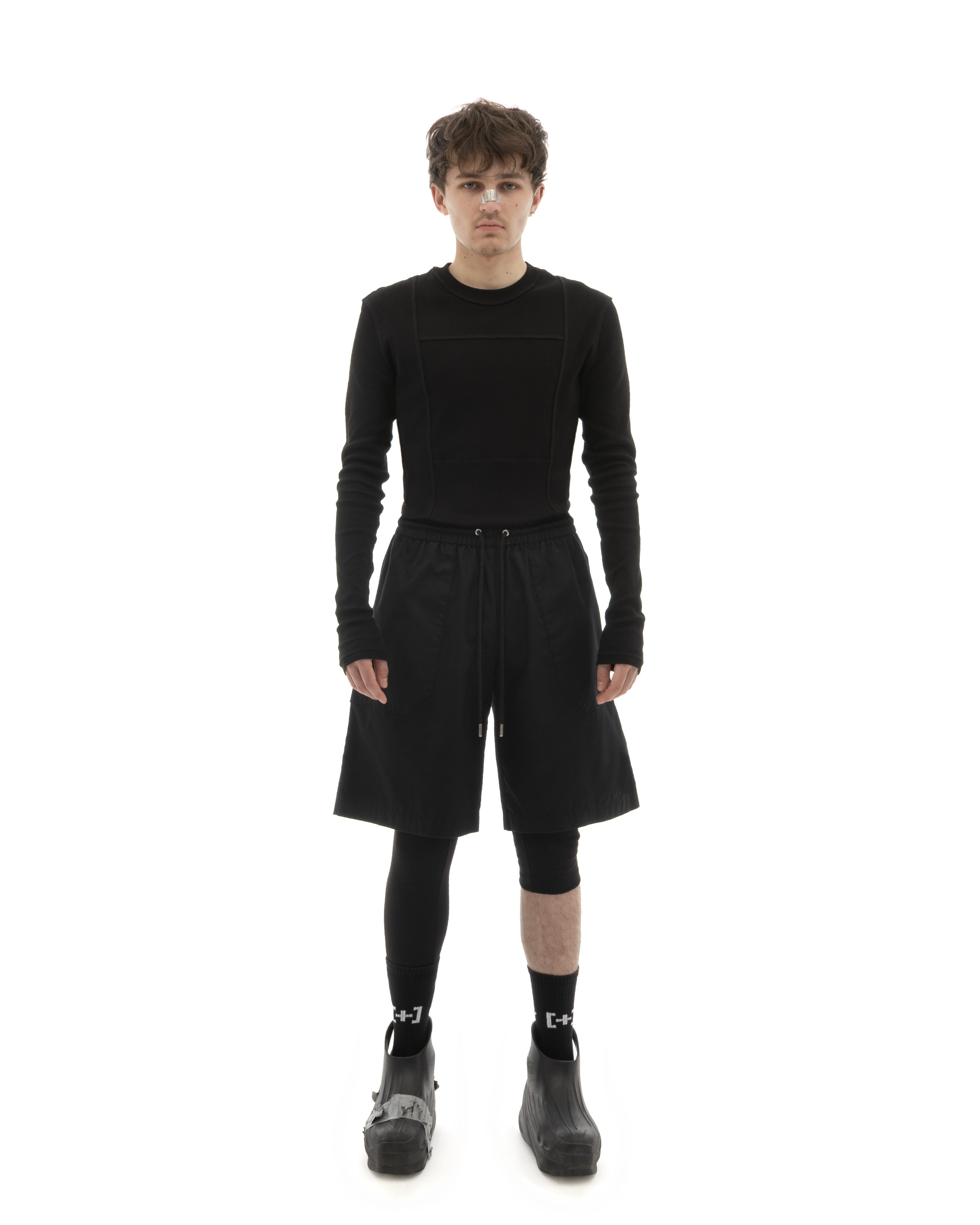 °Lace-up/ — patch pocket shorts