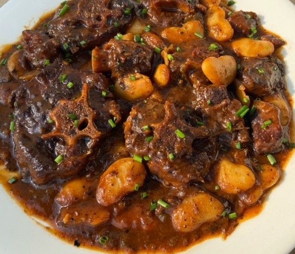 Oxtail & Butterbean: A Jamaican Soul-Stew Classic”