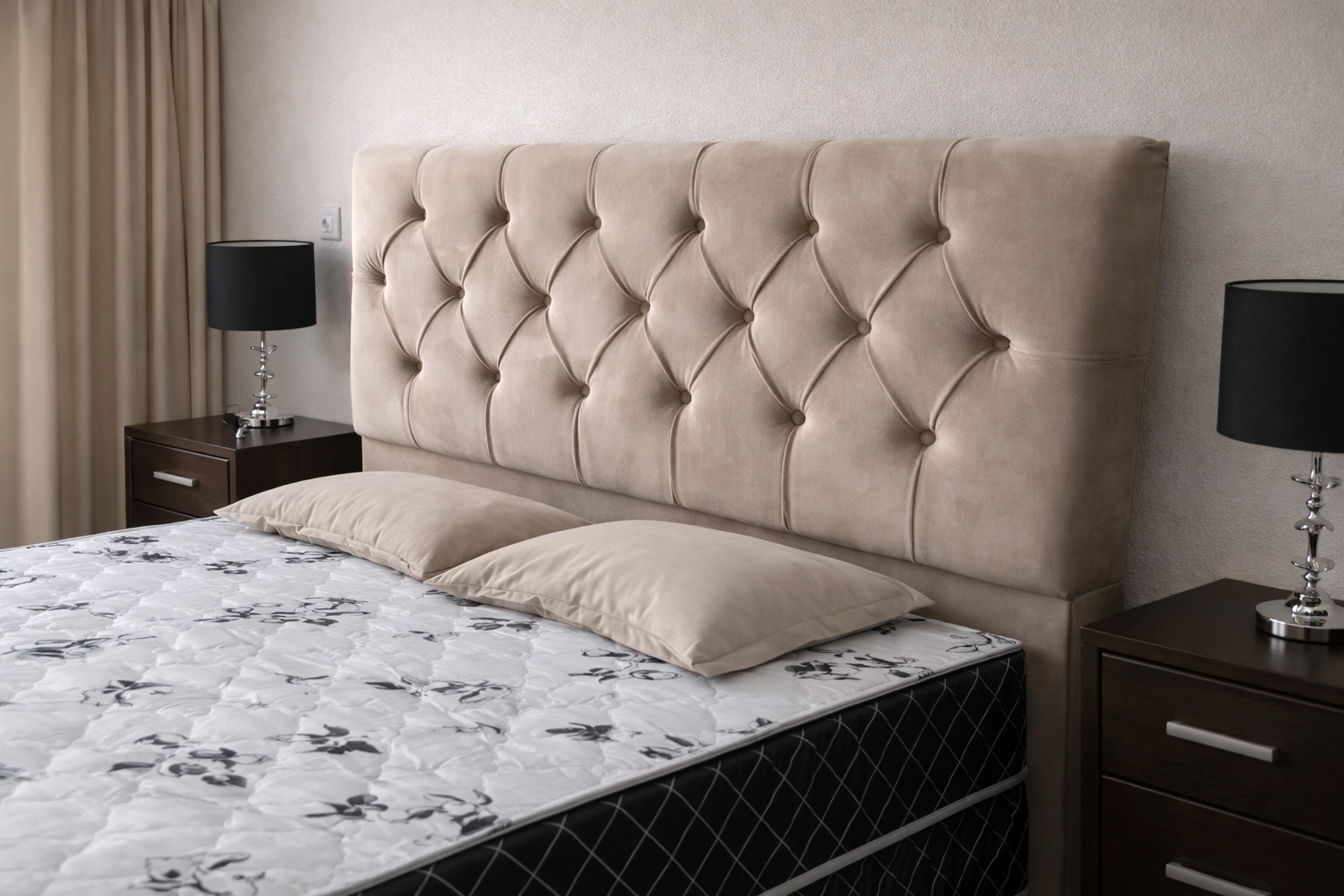 Cabeceira Estofada Diana