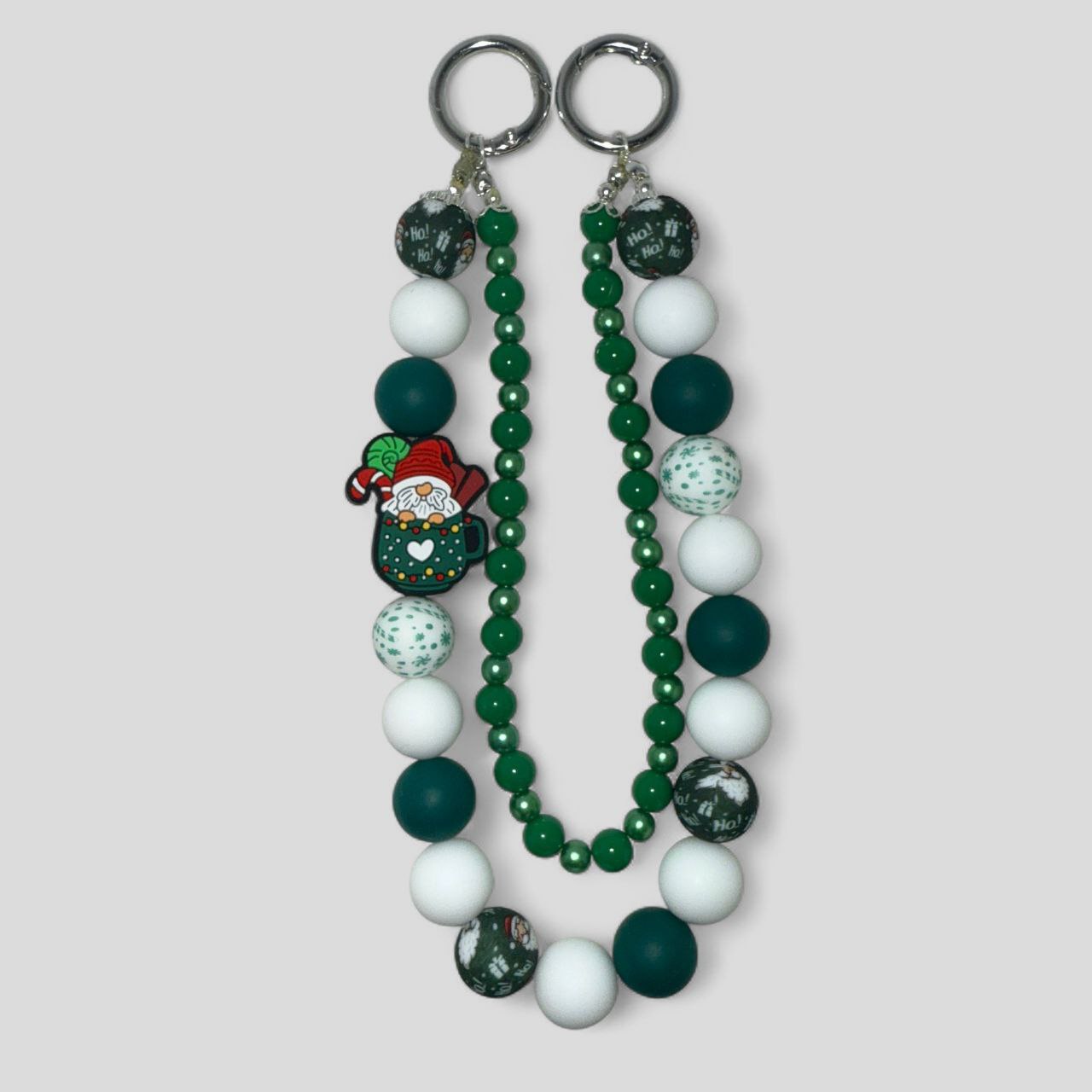 Chaveiro de miçangas natalinas