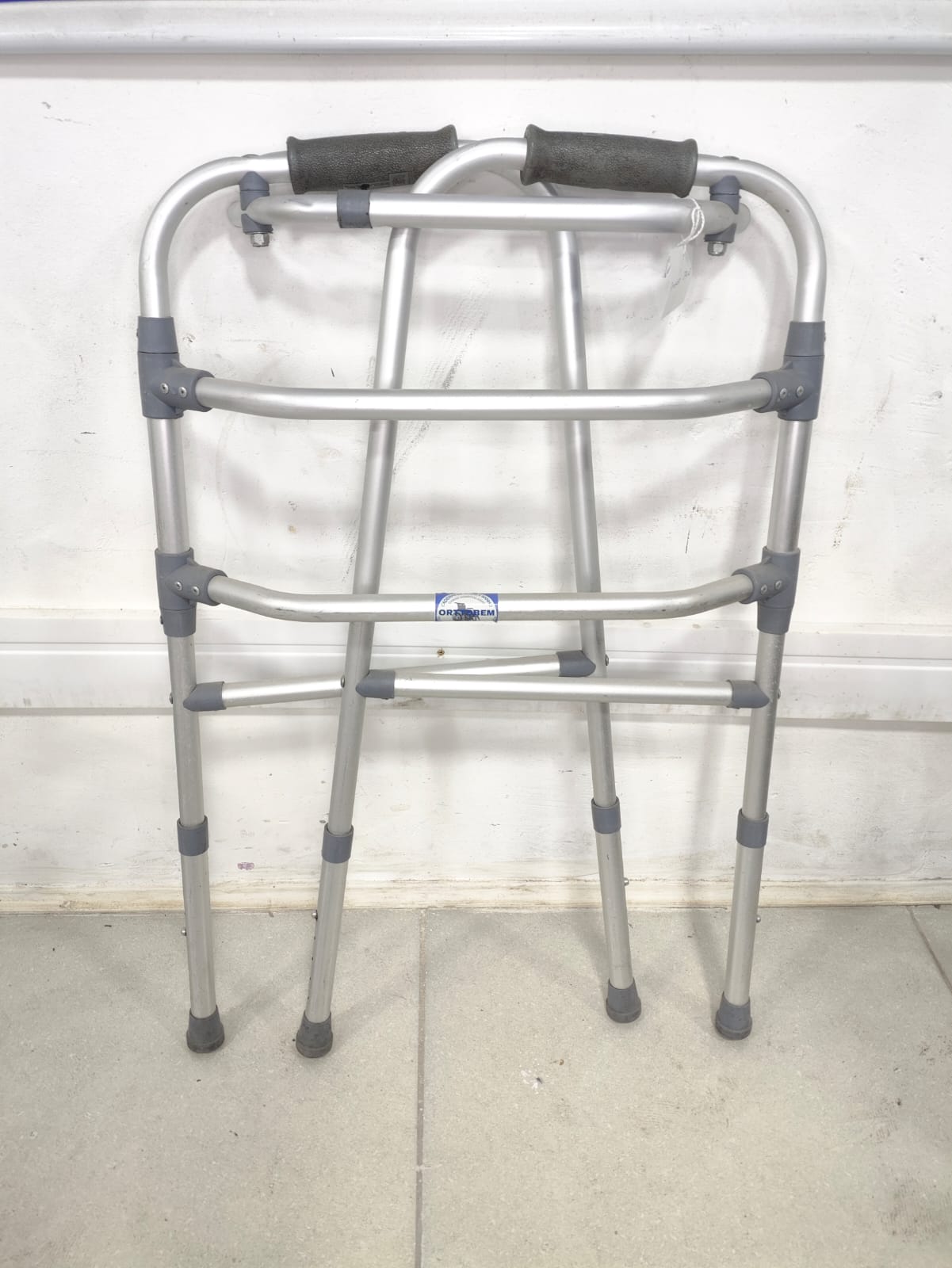 Andador de Alumínio 3 Barras Dobrável Ultraleve  Adulto