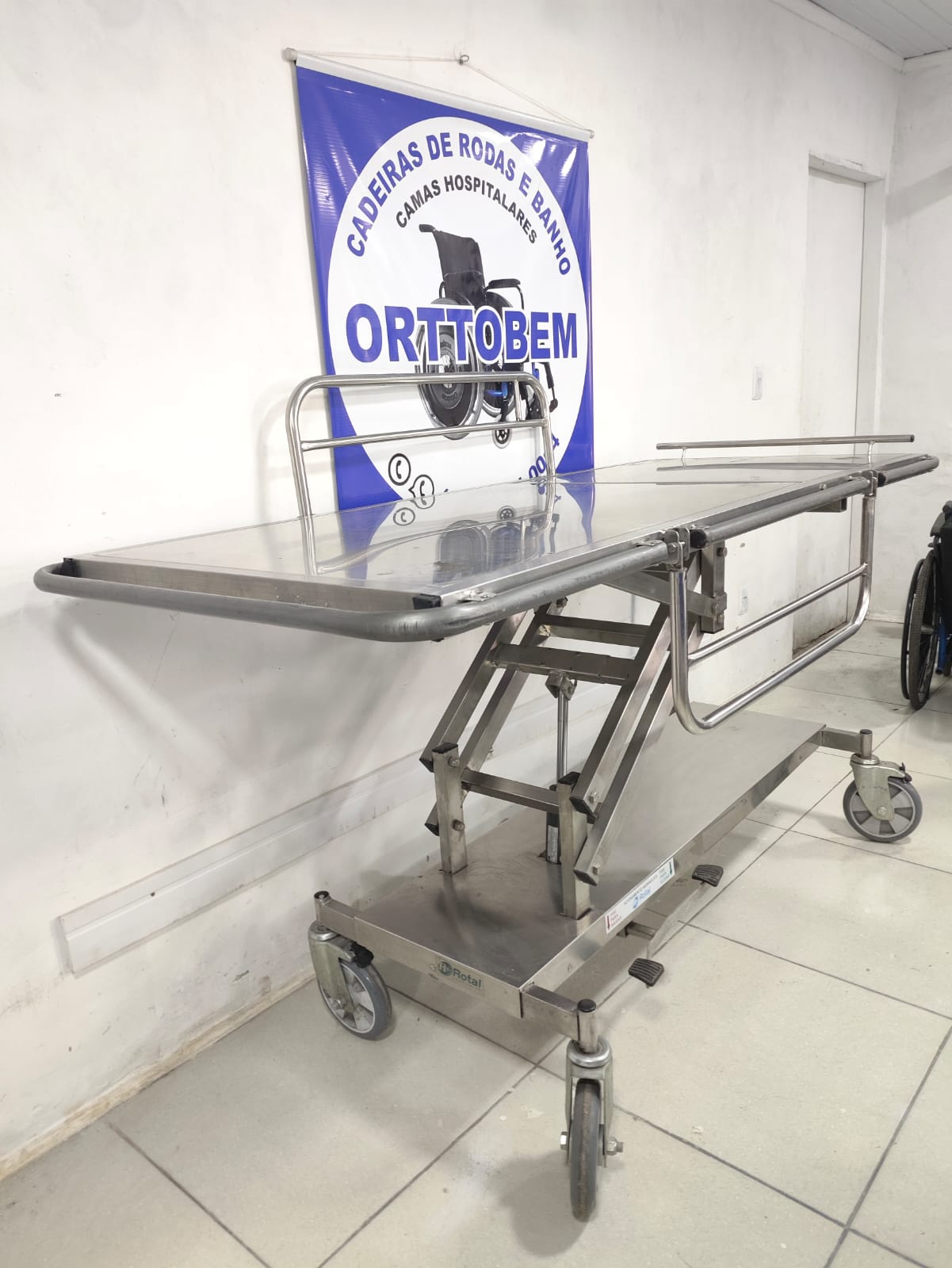 Maca Cama Hospitalar com Elevação de Leito Hidráulica