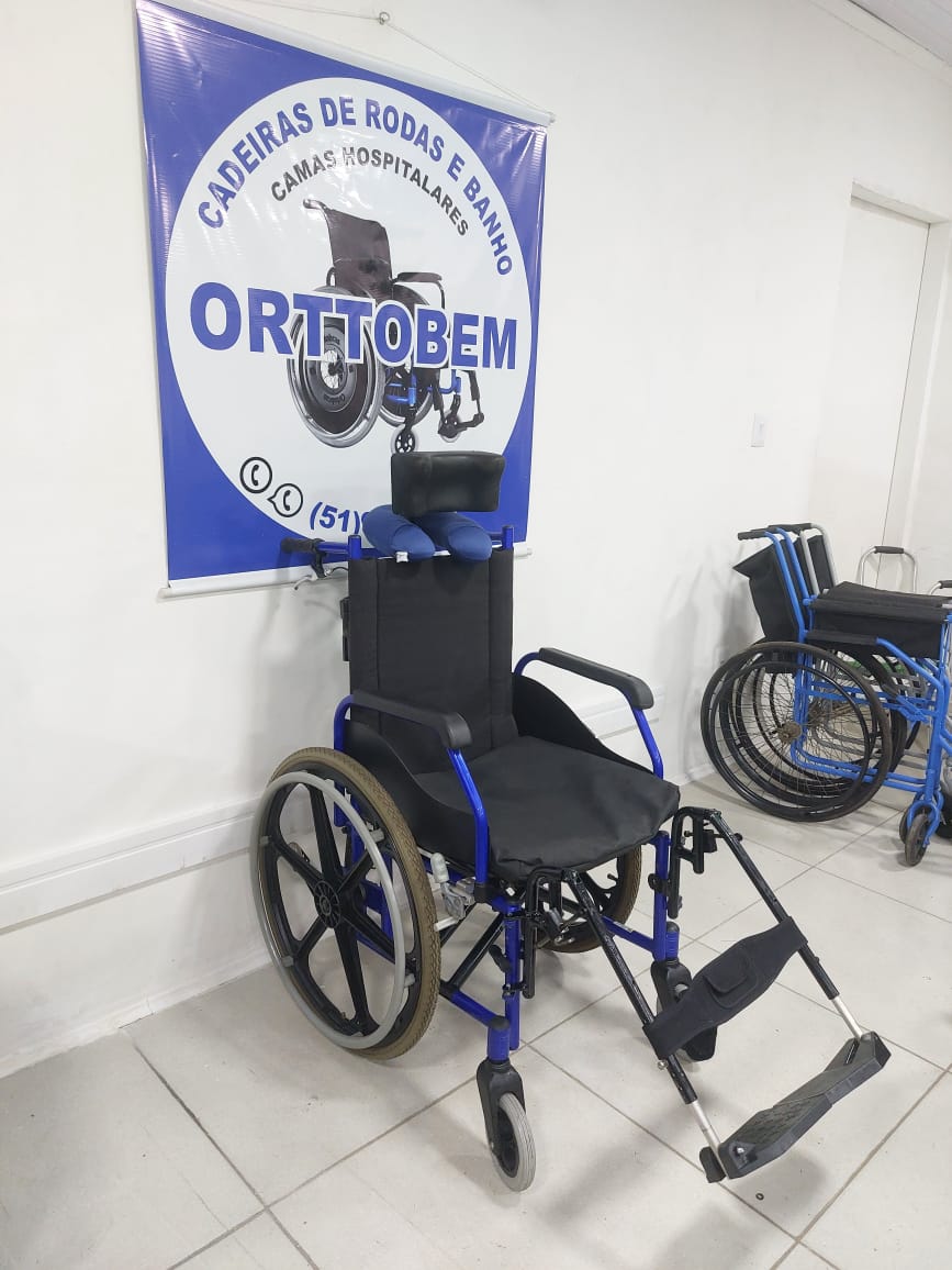 Cadeira de Rodas Reclinável Elevação de Pernas com Encosto de Cervical Jaguaribe 