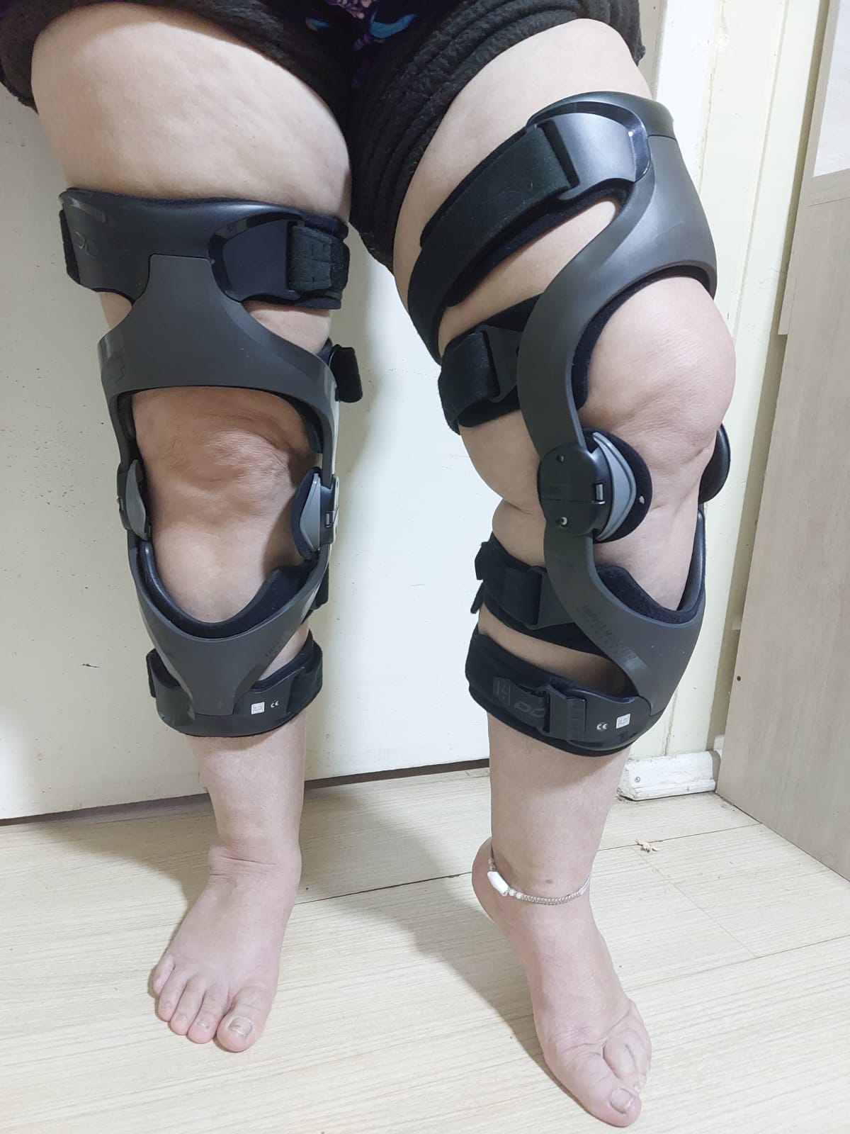 Joelheira Articulada POD K4 2.0 Cross