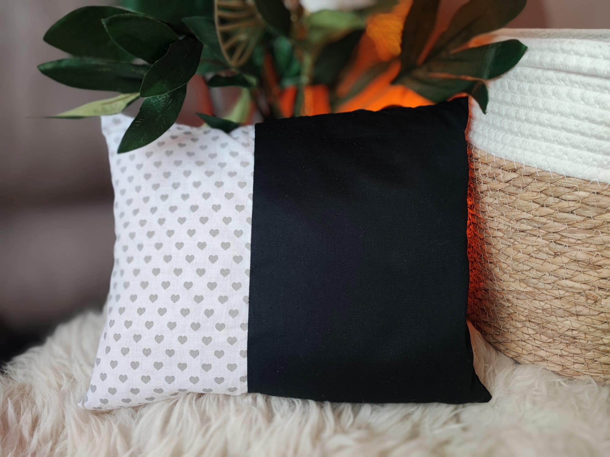 Zirbenkissen `Black & Heart´