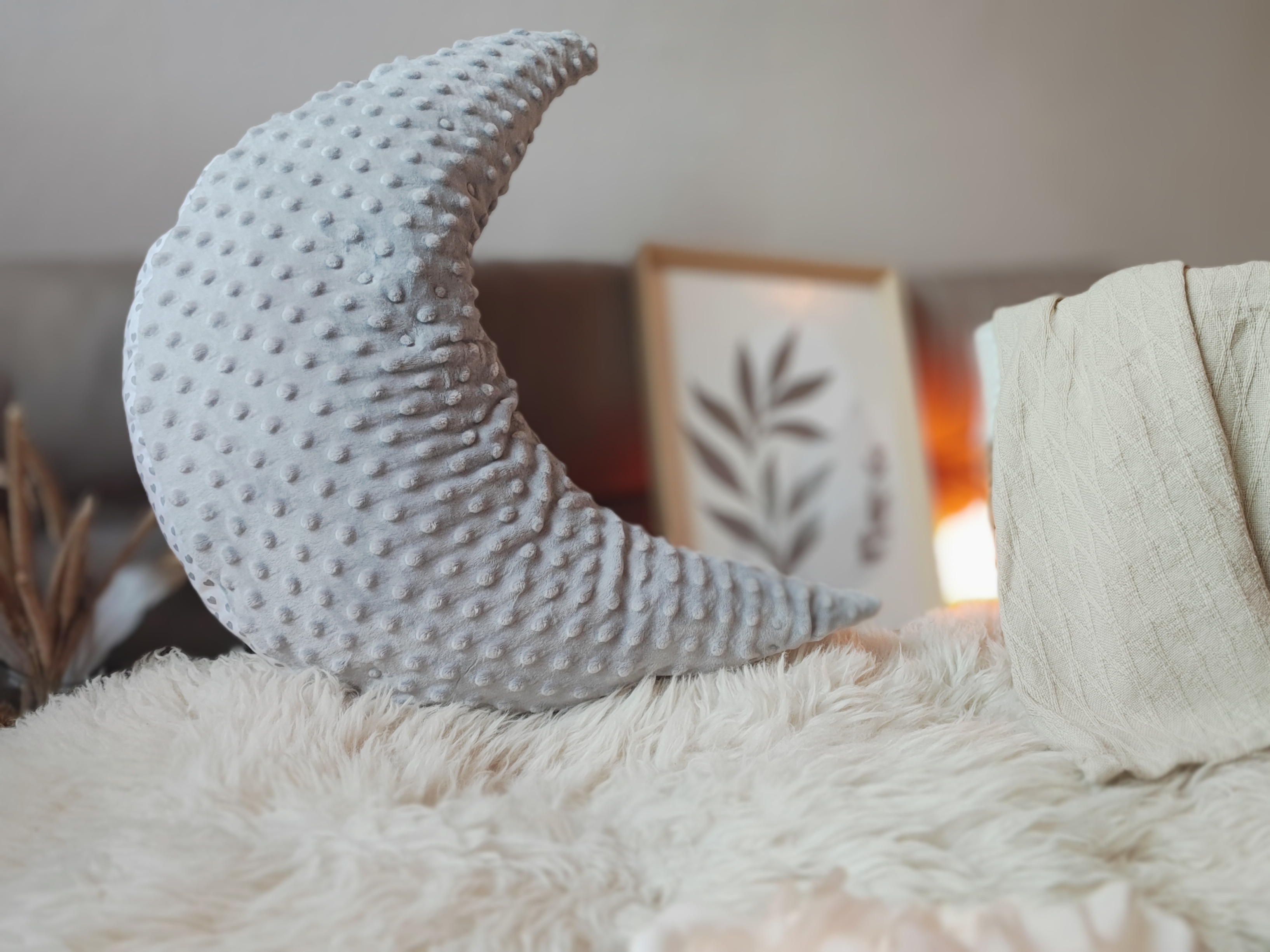 Multifunktions - Mondkissen Zirbe groß `Grey Dotty´