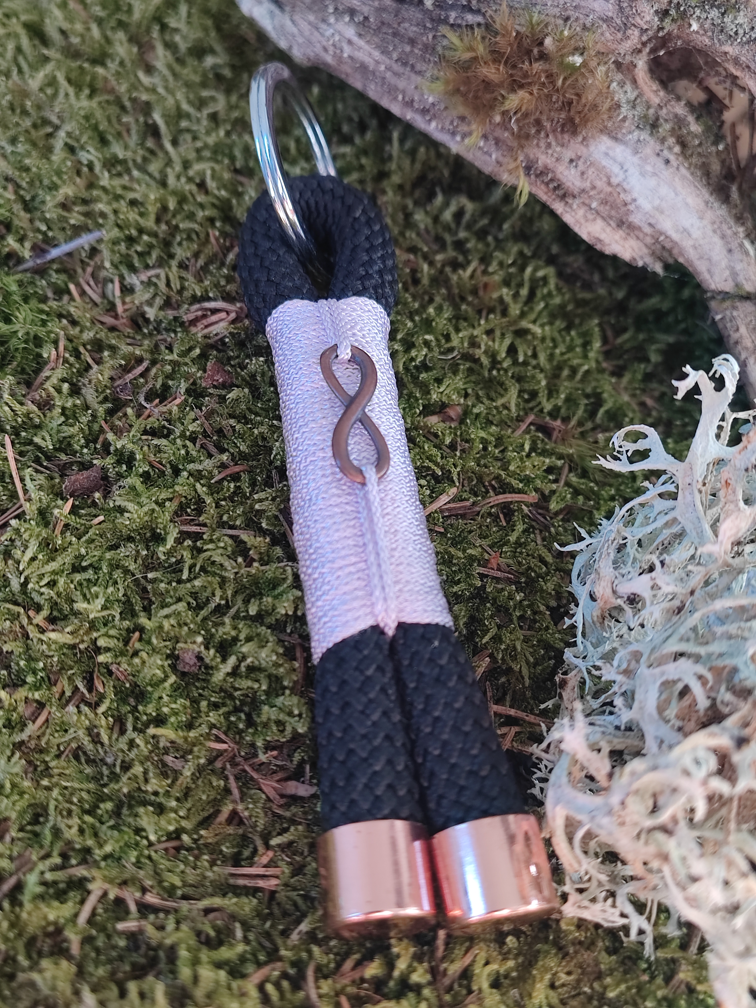 Schlüsselanhänger ´Lilac Eclipse´