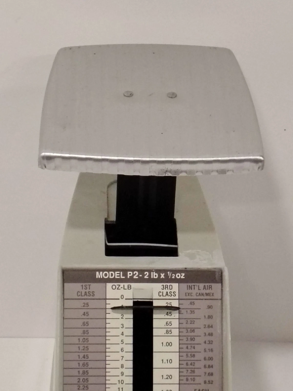 Pelouze Model P2 Postal Scale Shipping Scale 2 lb Capacity