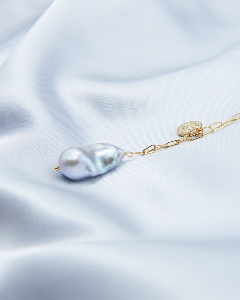 Stormy Venus Baroque Pearl Necklace