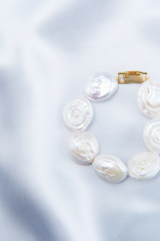 Roman Holiday Rosebud Bracelet