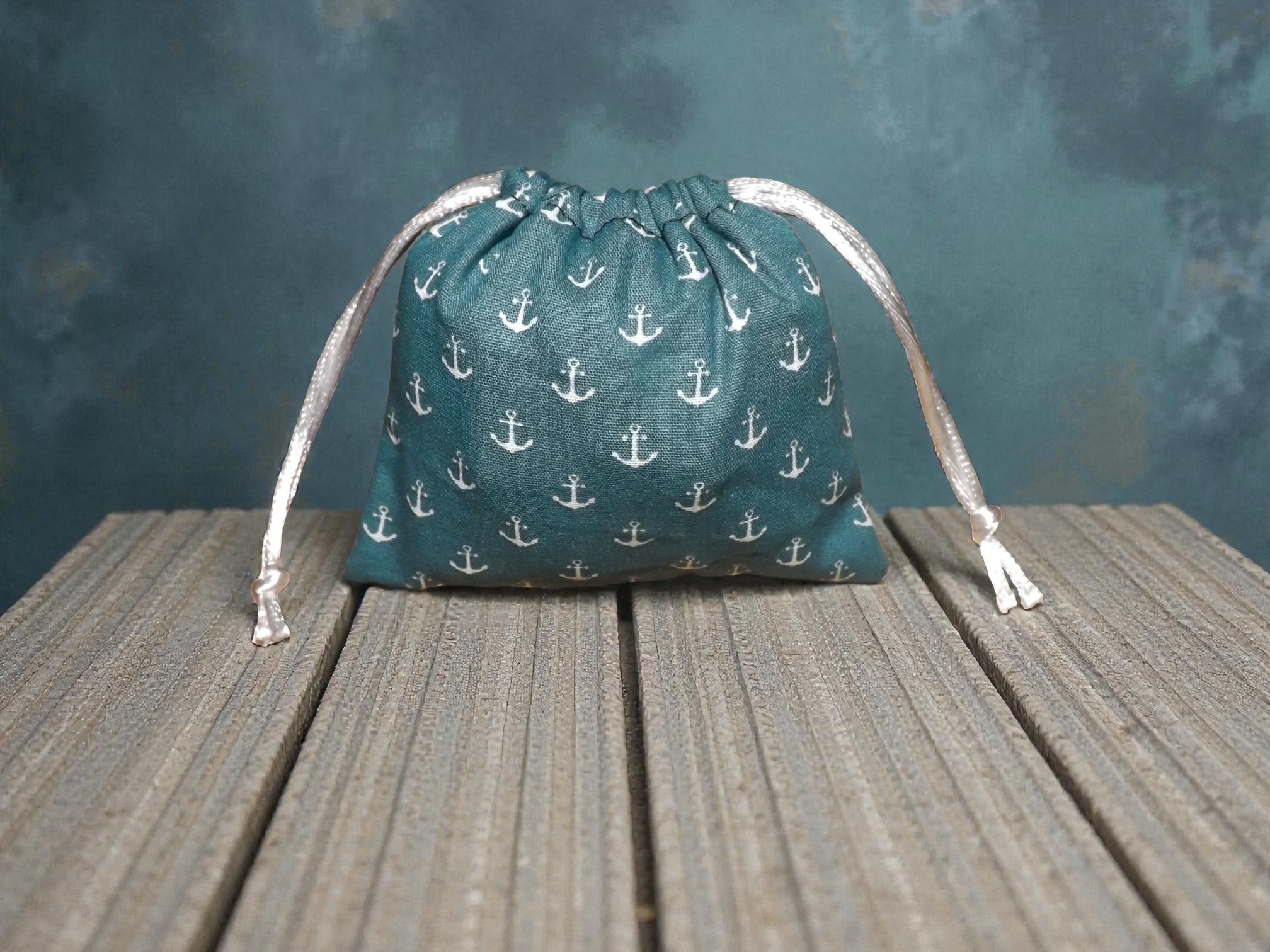 Montres en tissu avec motifs ancres