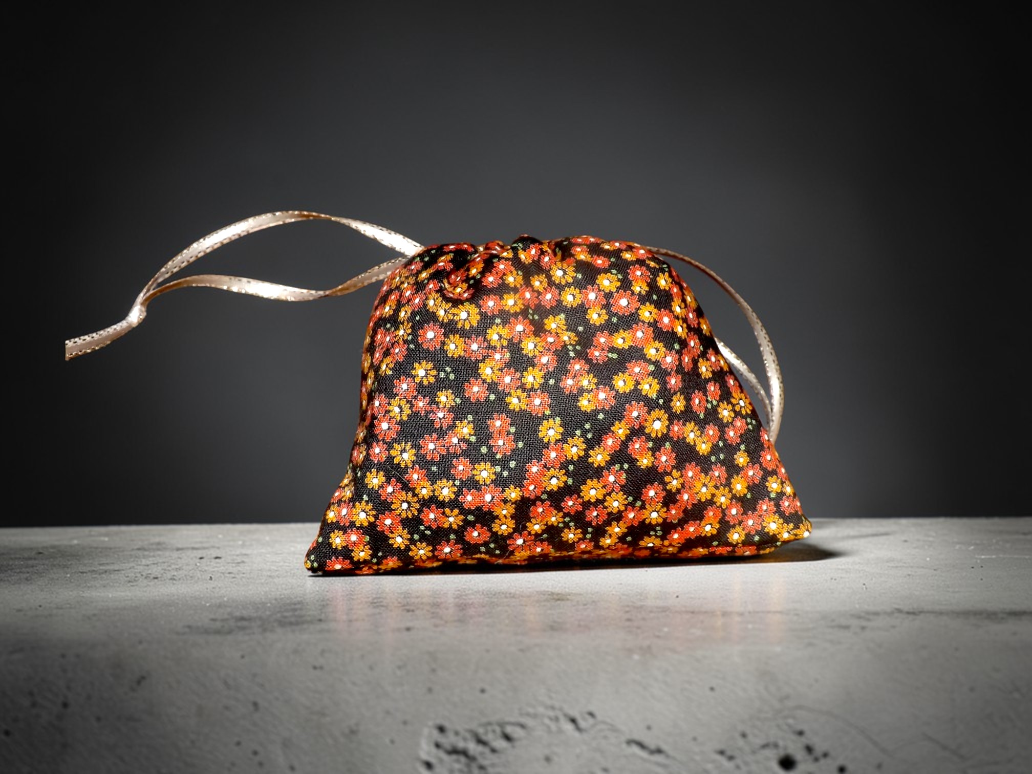 Montre en tissu fleuris