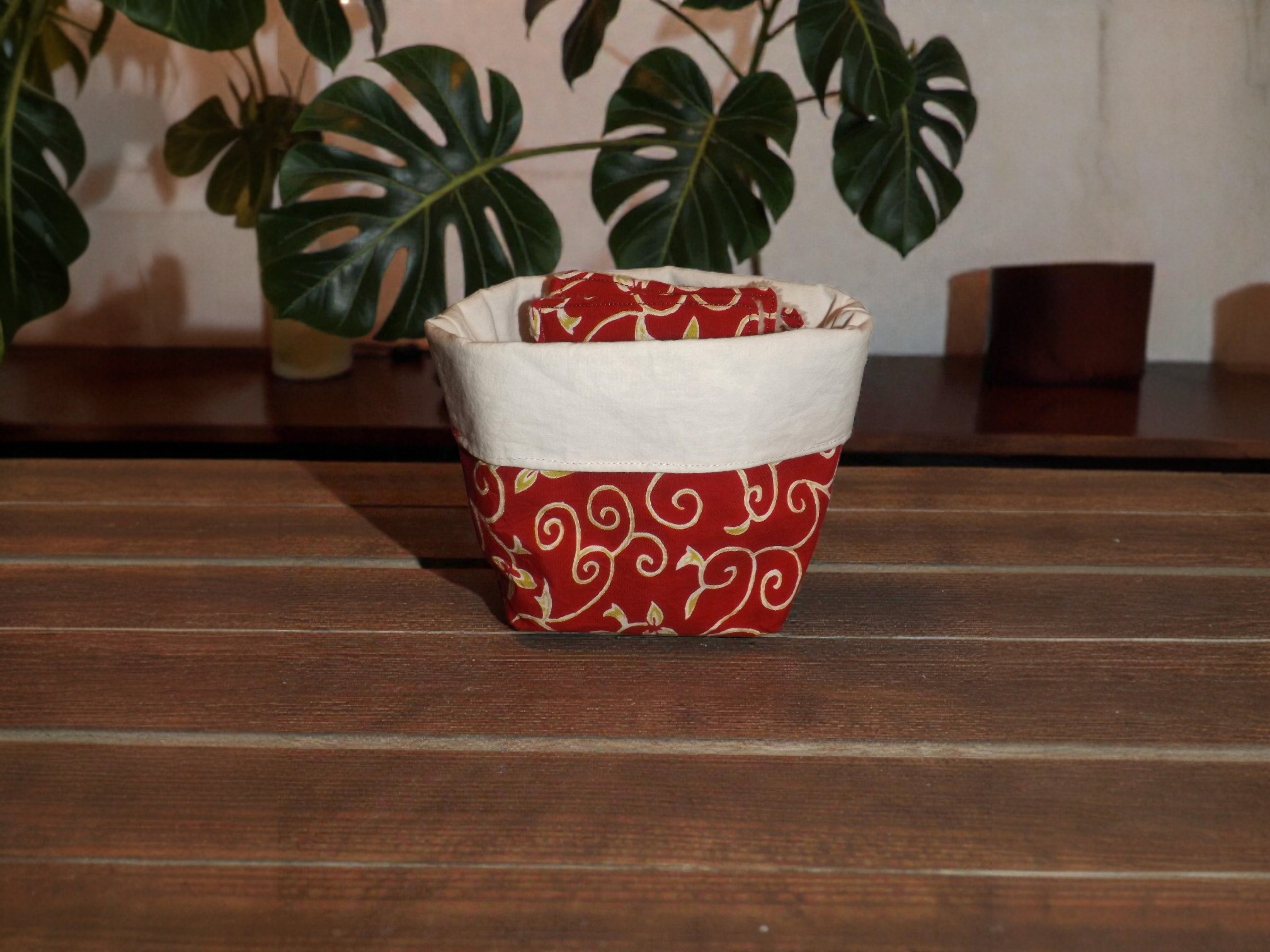 panière plus 7 lingettes assorties 