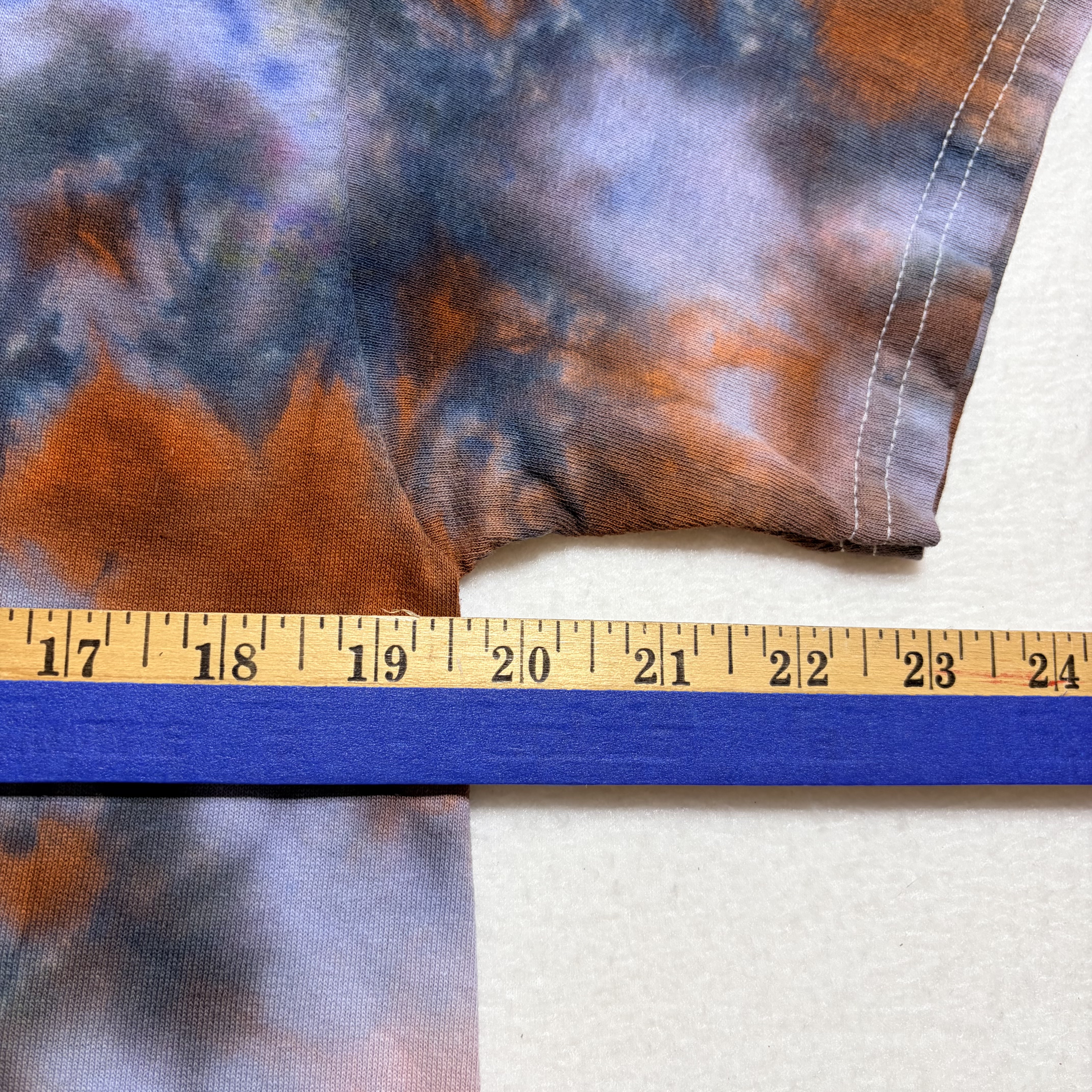Orange/Black Tie Dye T‑Shirt – Vibrant Hand Dyed Pattern – Unisex Medium