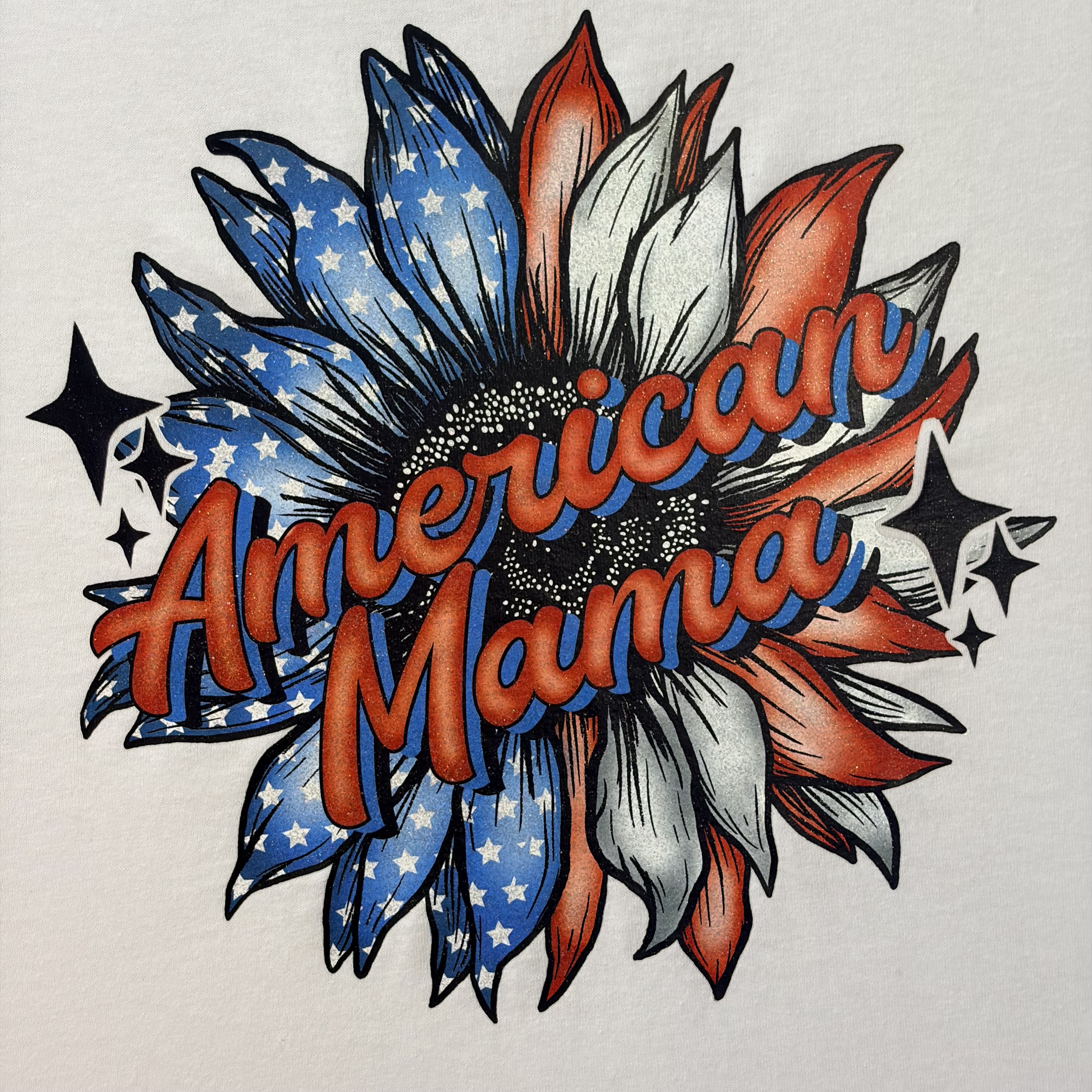 American Mama Graphic Tee – Patriotic Floral – White Unisex Large