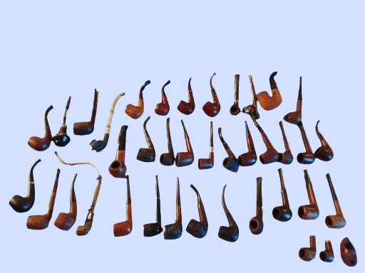 Colección de pipas clasicas y con rostros vintage.