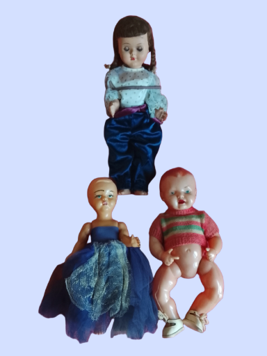 Muñecas variadas