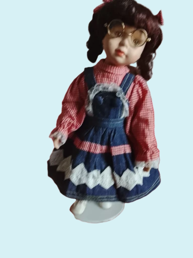 Muñeca de porcelana vintage
