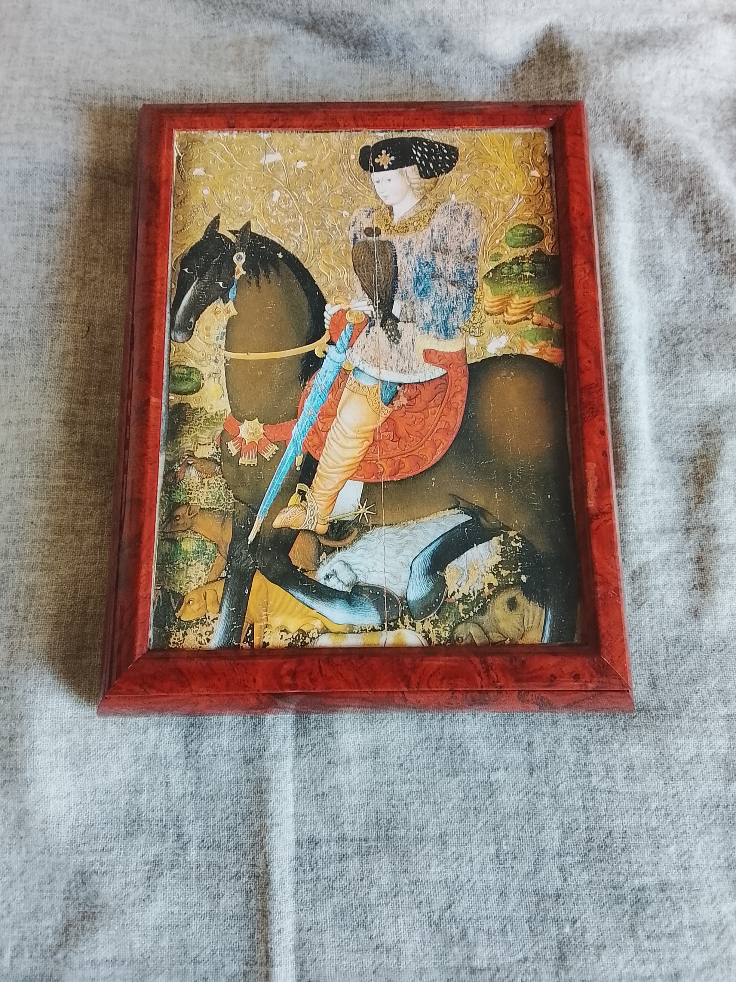 Cofres de nacar y  pintado  de  un caballero